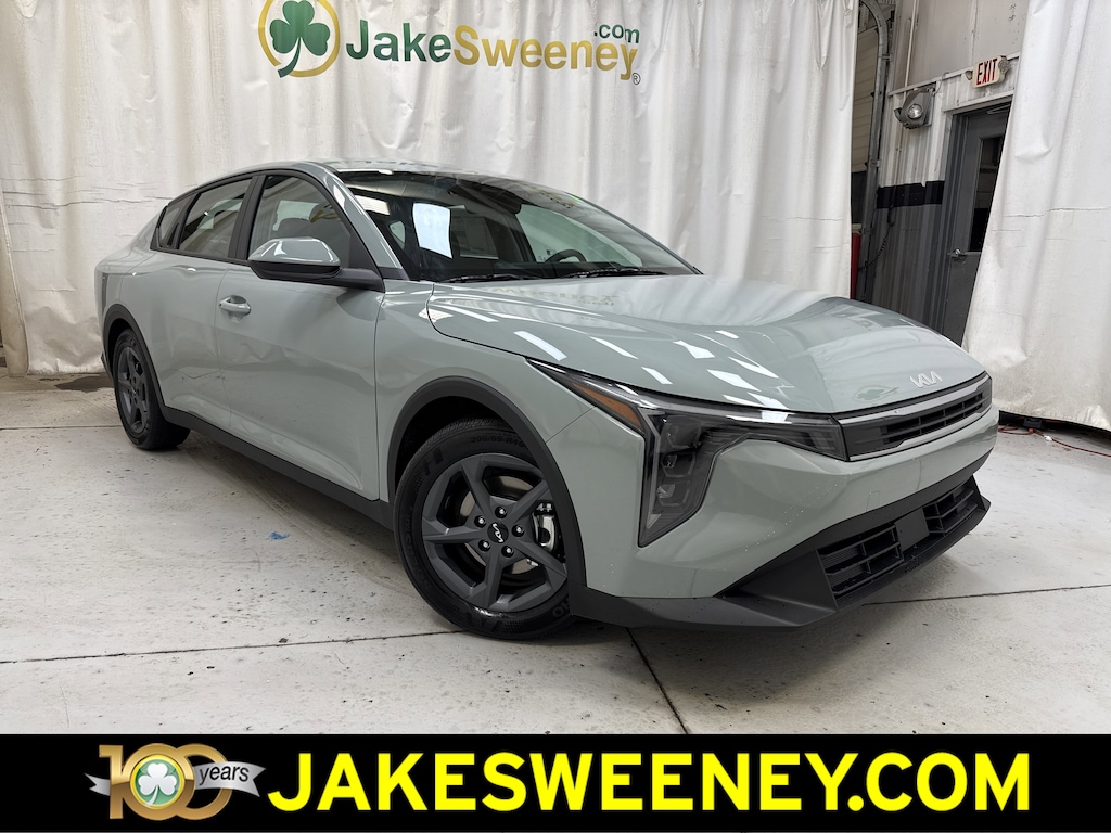 New 2026 Kia K4 LXS Sedan