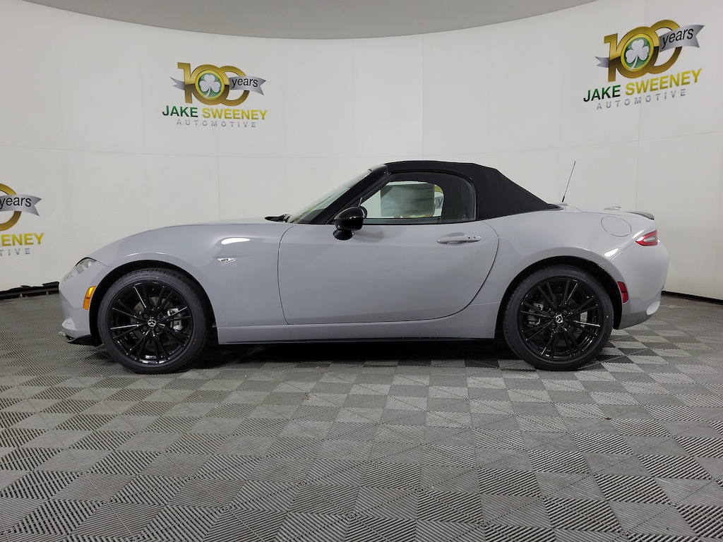 New 2025 Mazda MX-5 Miata Club CONVERTIBLE