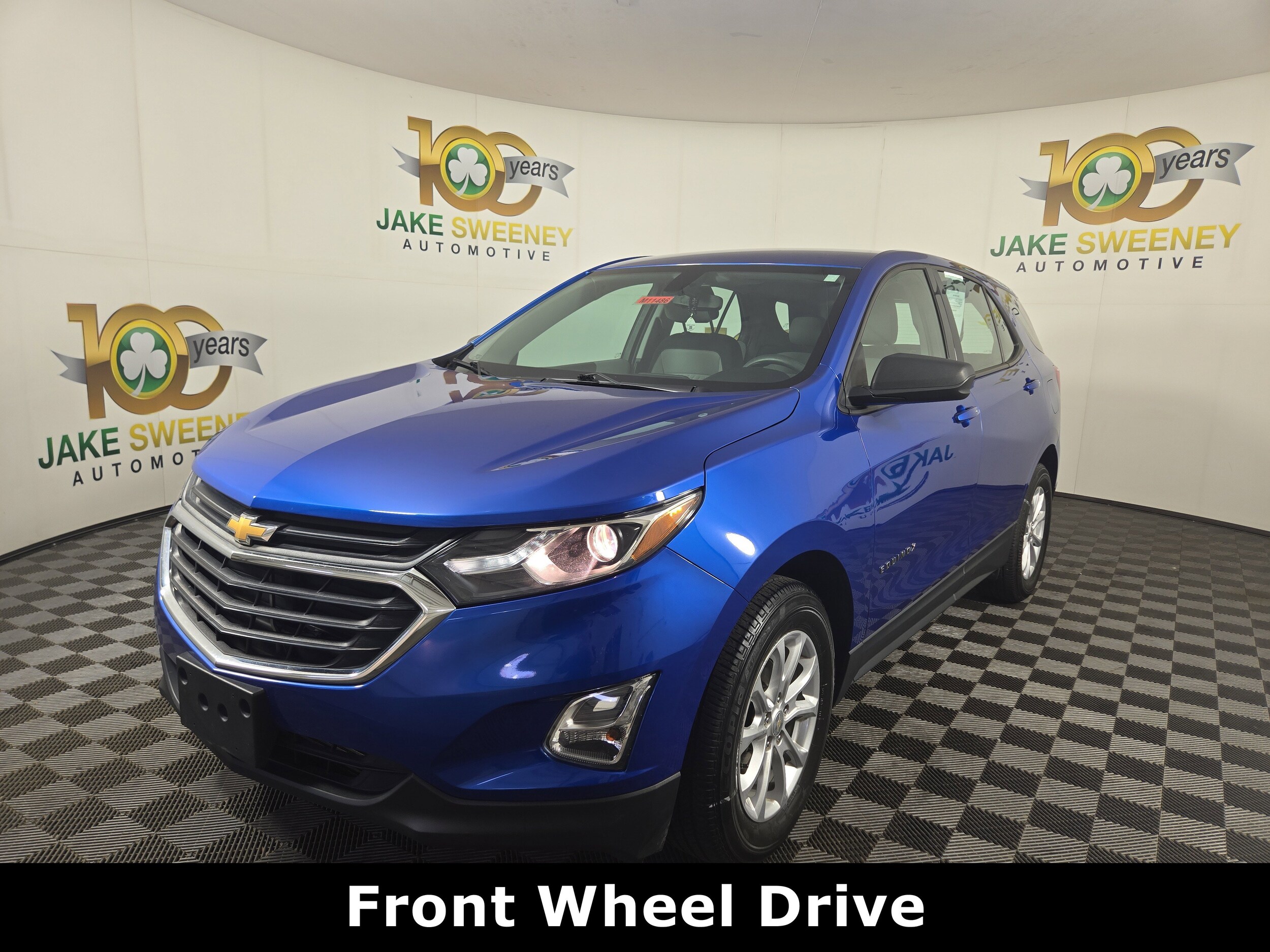 2019 Chevrolet Equinox LS photo 2
