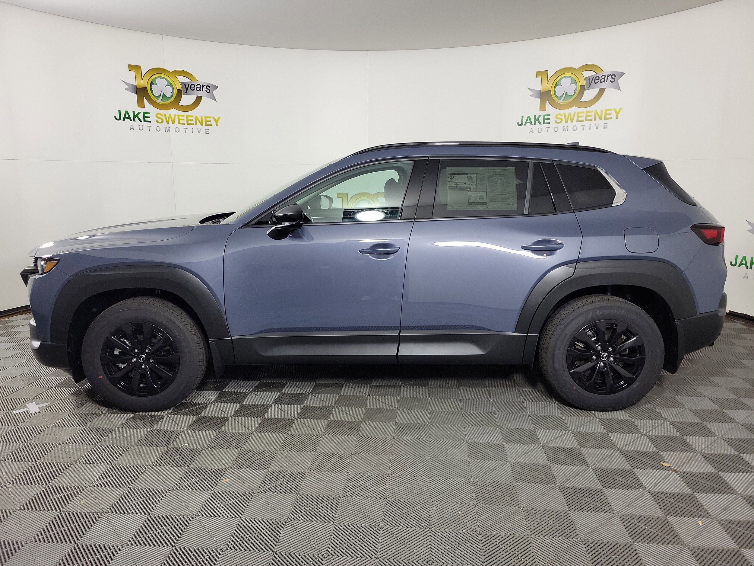 2026 Mazda CX-50 Premium photo 2