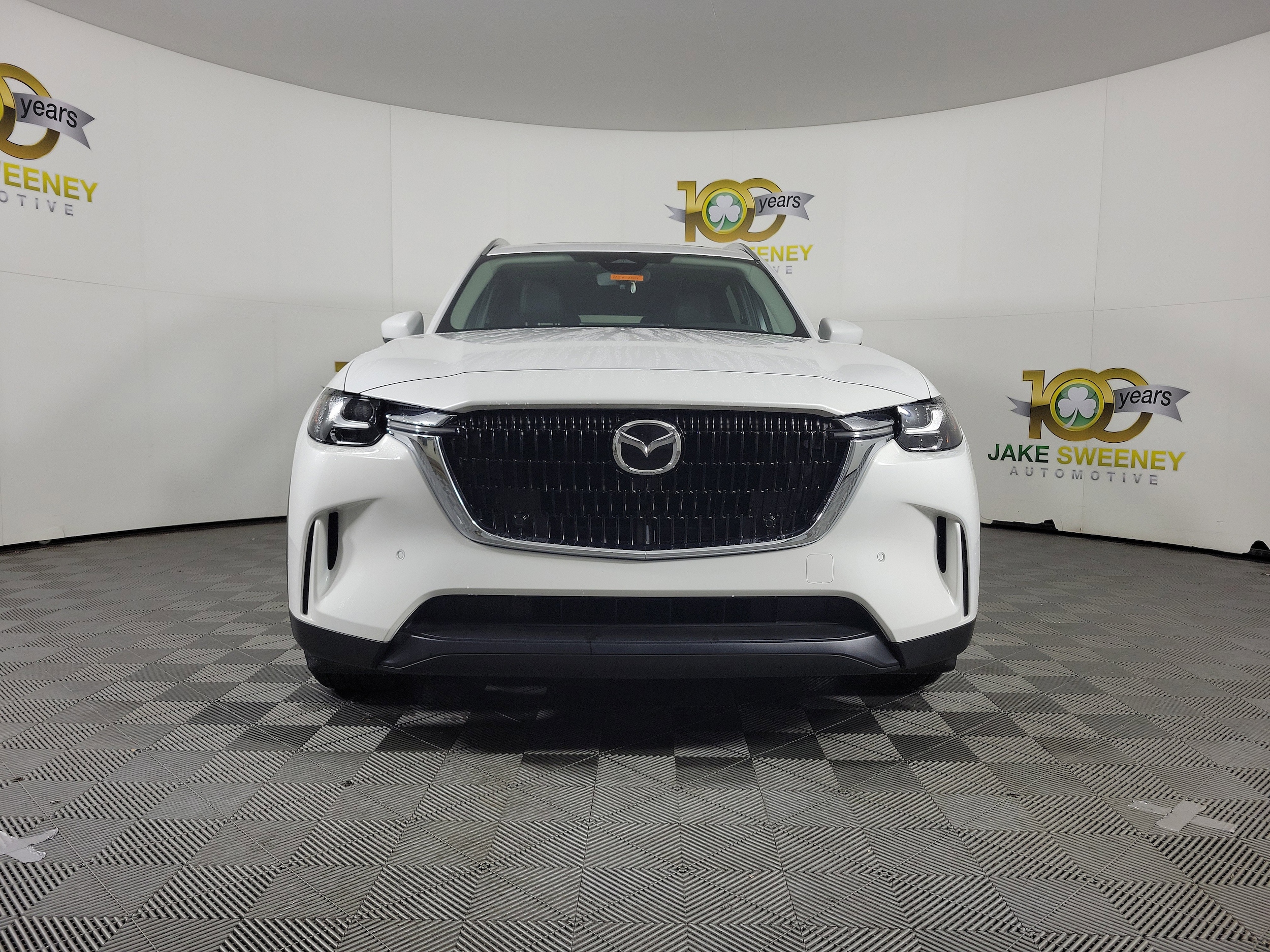 2025 Mazda CX-90 Plug-in Hybrid Preferred photo 2