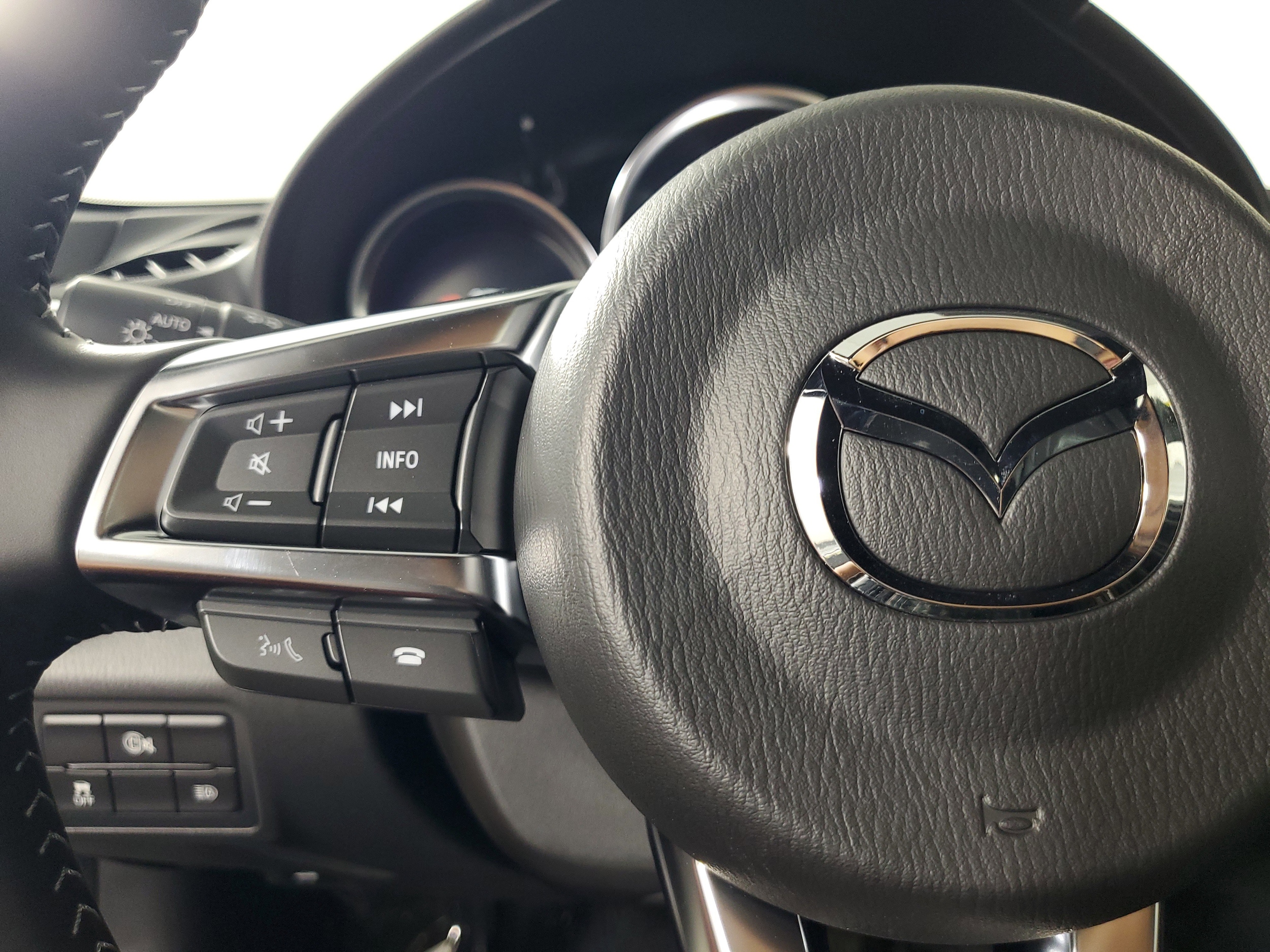 2025 Mazda MX-5 Miata RF Grand Touring - Photo 12