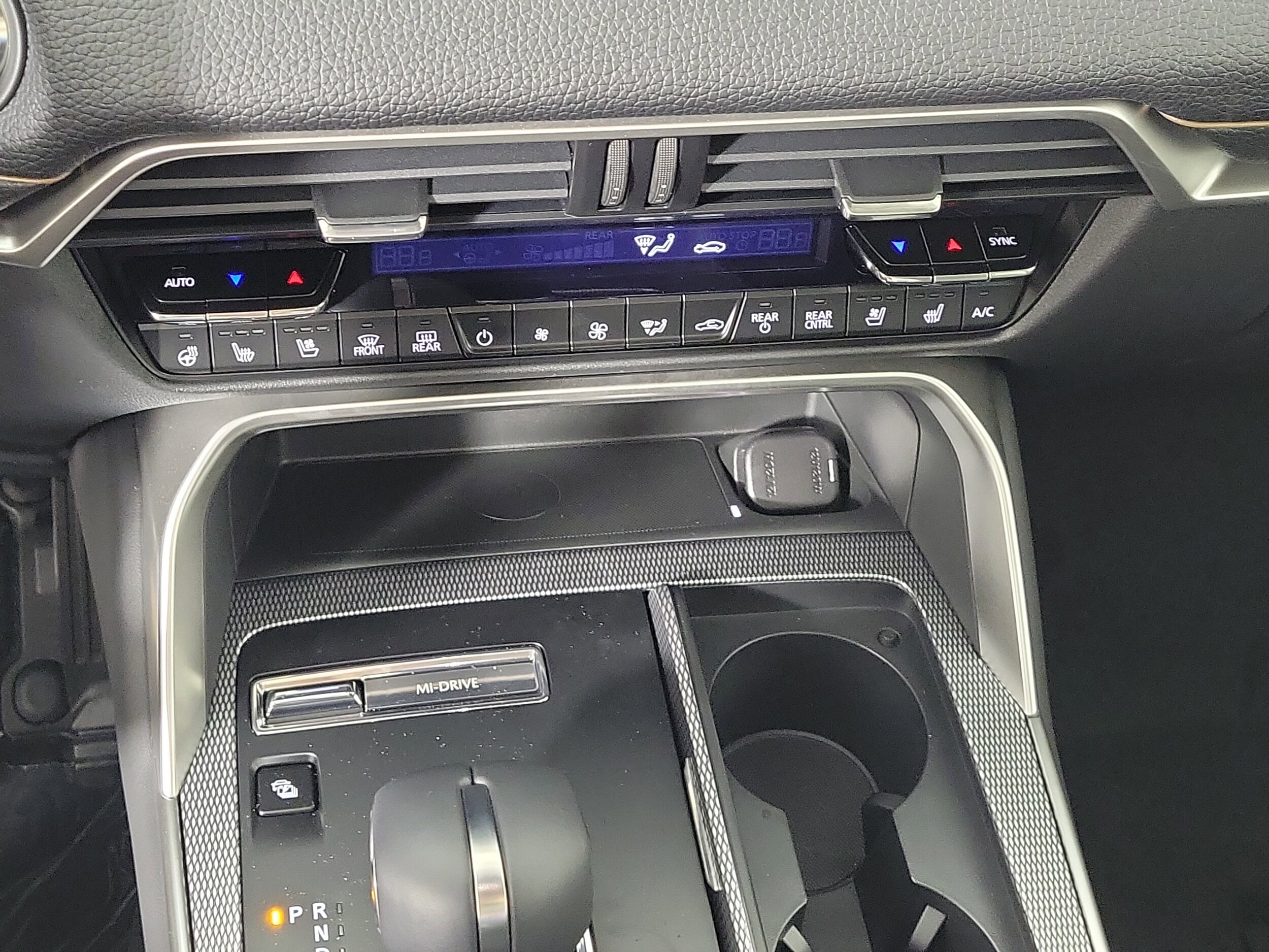 2026 Mazda CX-90 Premium Package - Photo 21