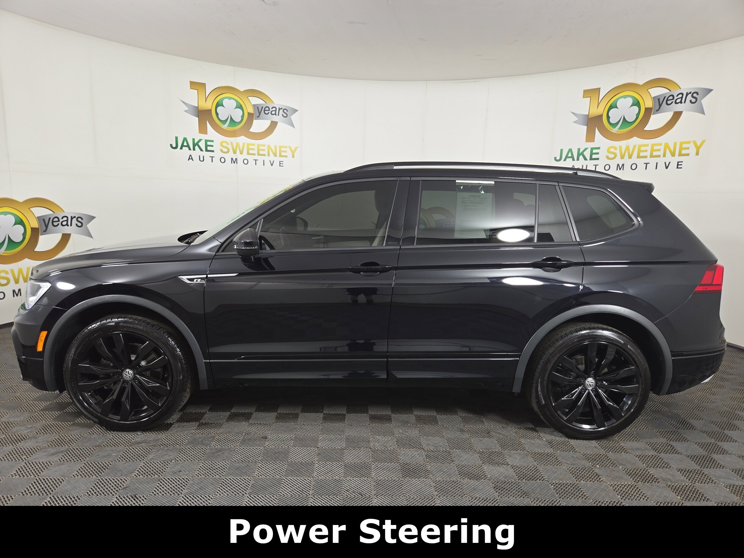 2021 Volkswagen Tiguan SE R-Line Black photo 4