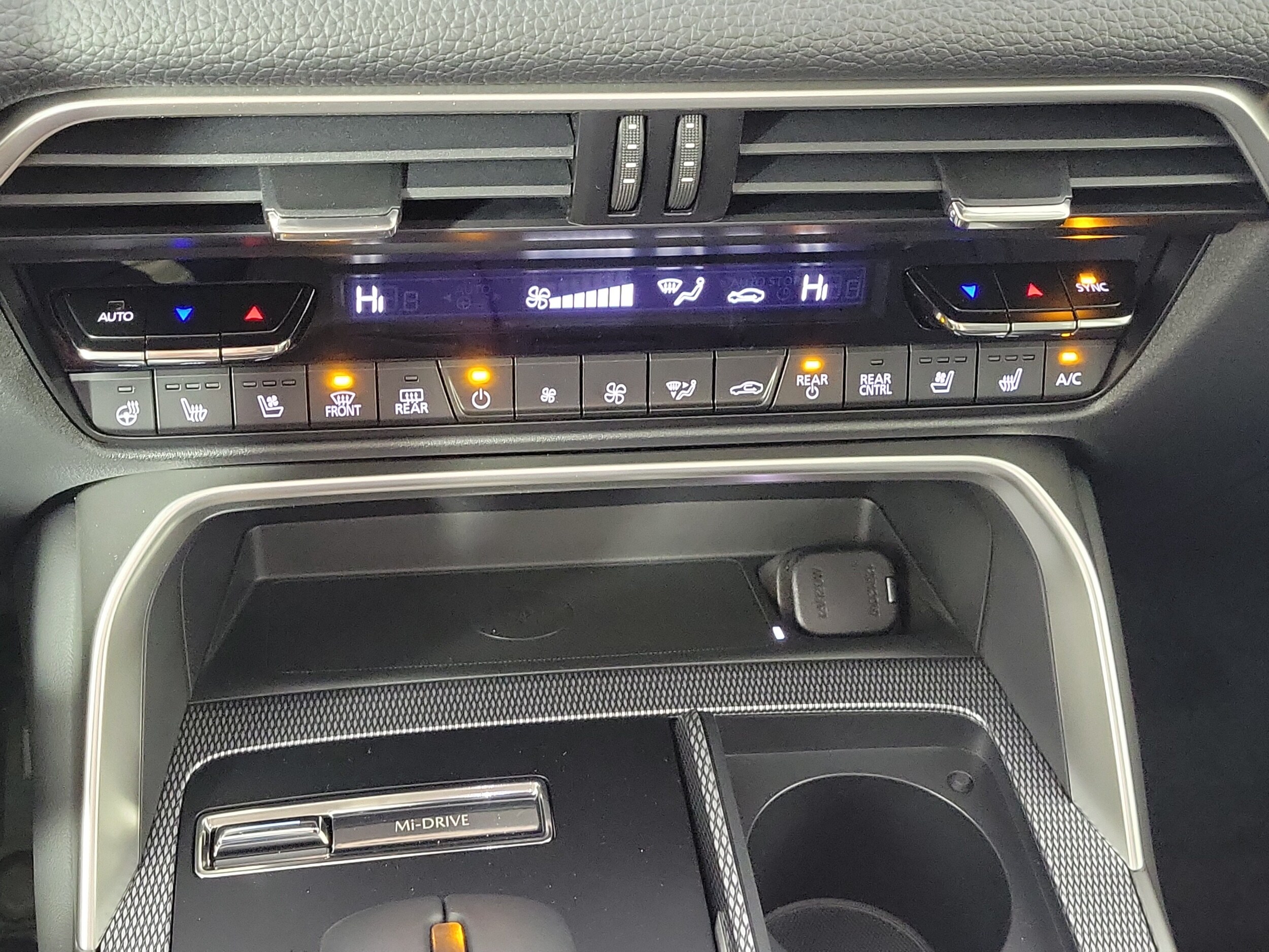 2026 Mazda CX-90 Premium Package - Photo 23
