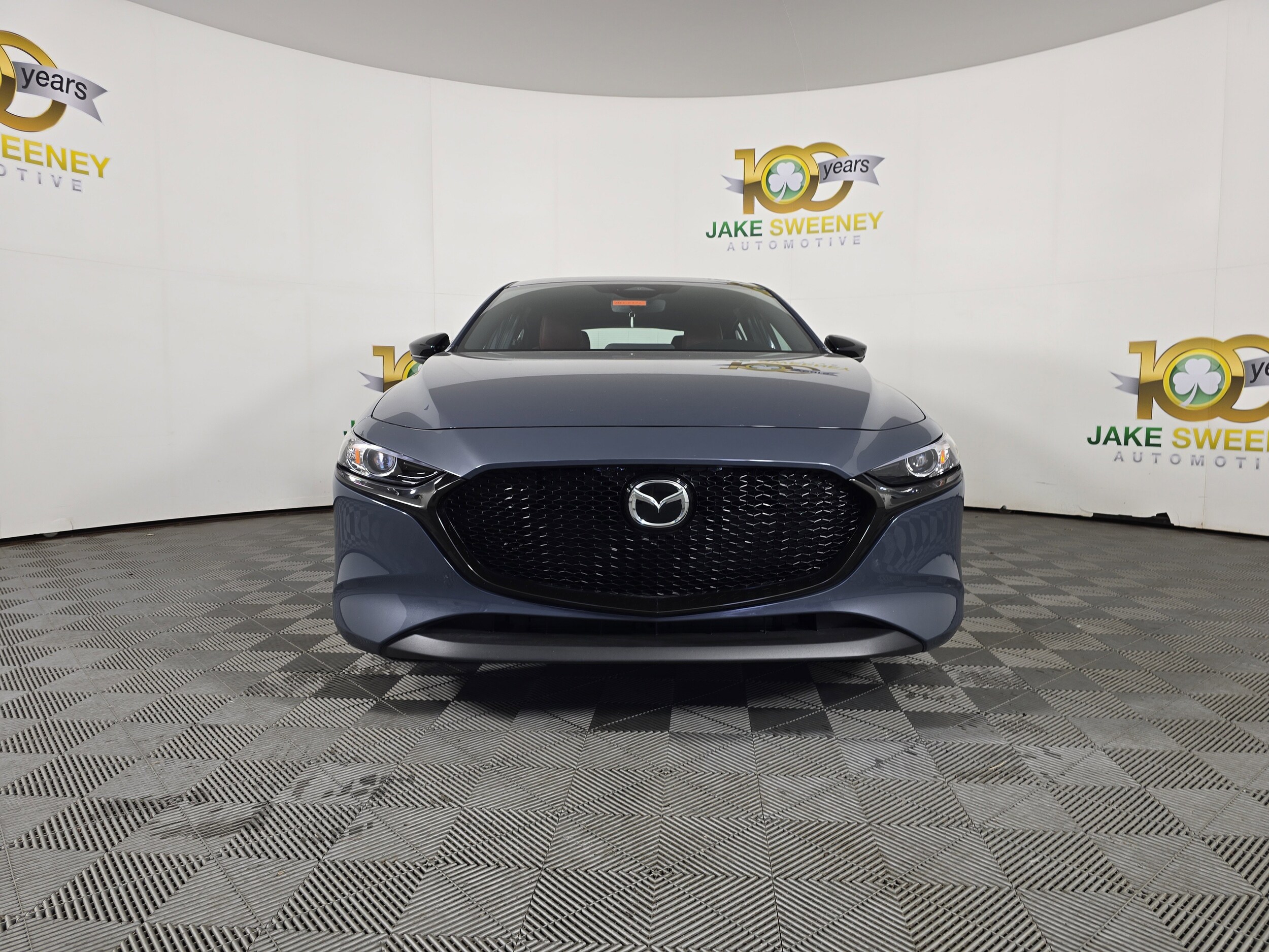 2025 Mazda Mazda3 Hatchback 2.5 s Carbon photo 2