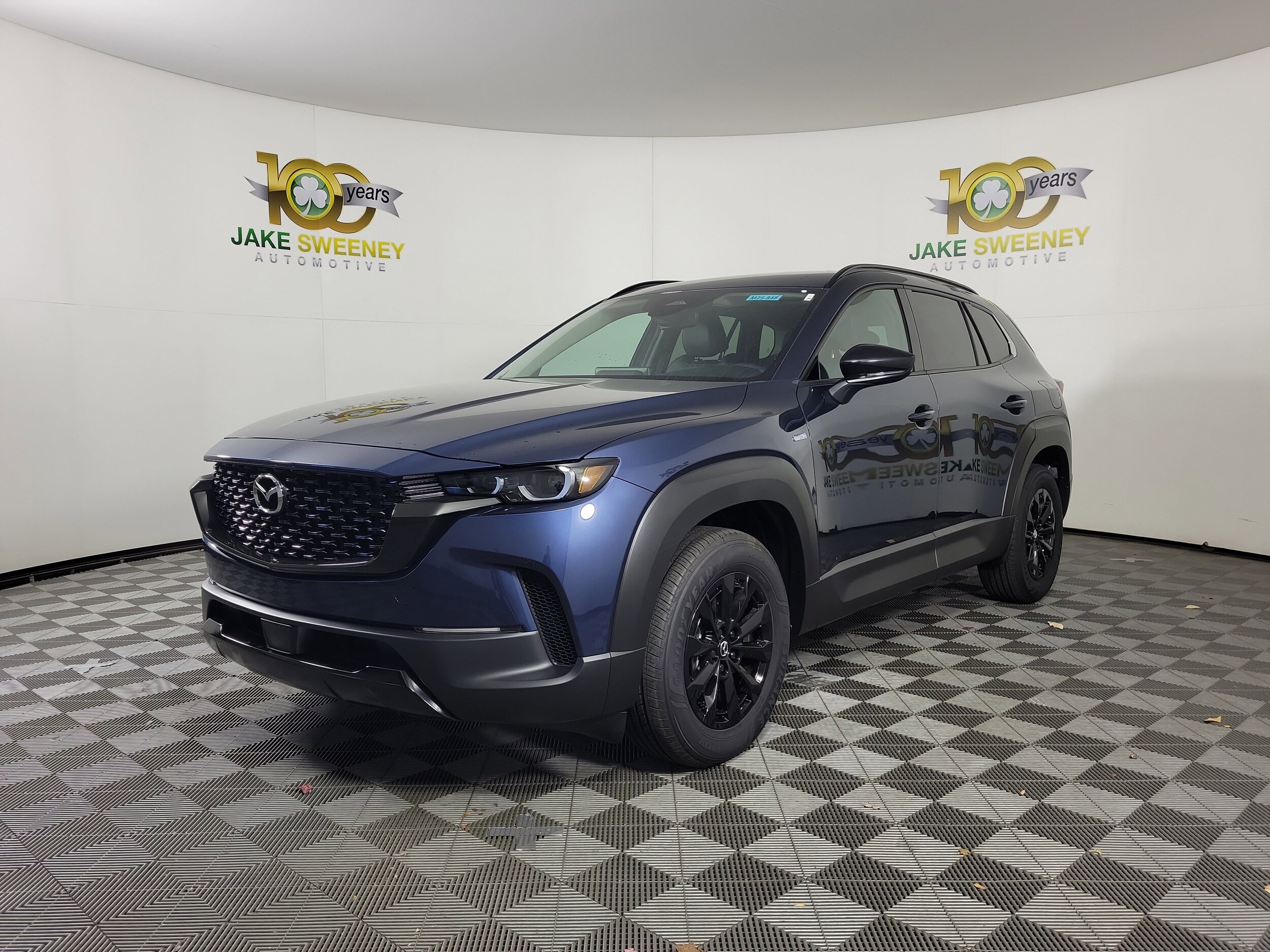 2025 Mazda CX-50 Premium photo 2