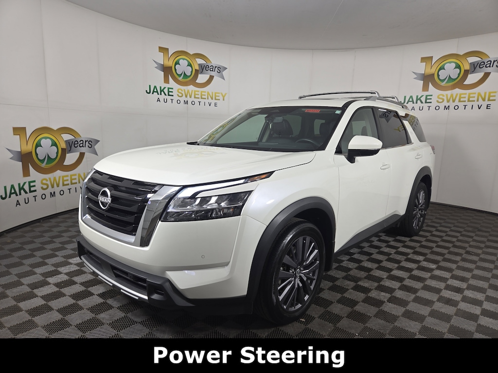 Used 2024 Nissan Pathfinder SL 4WD SUV