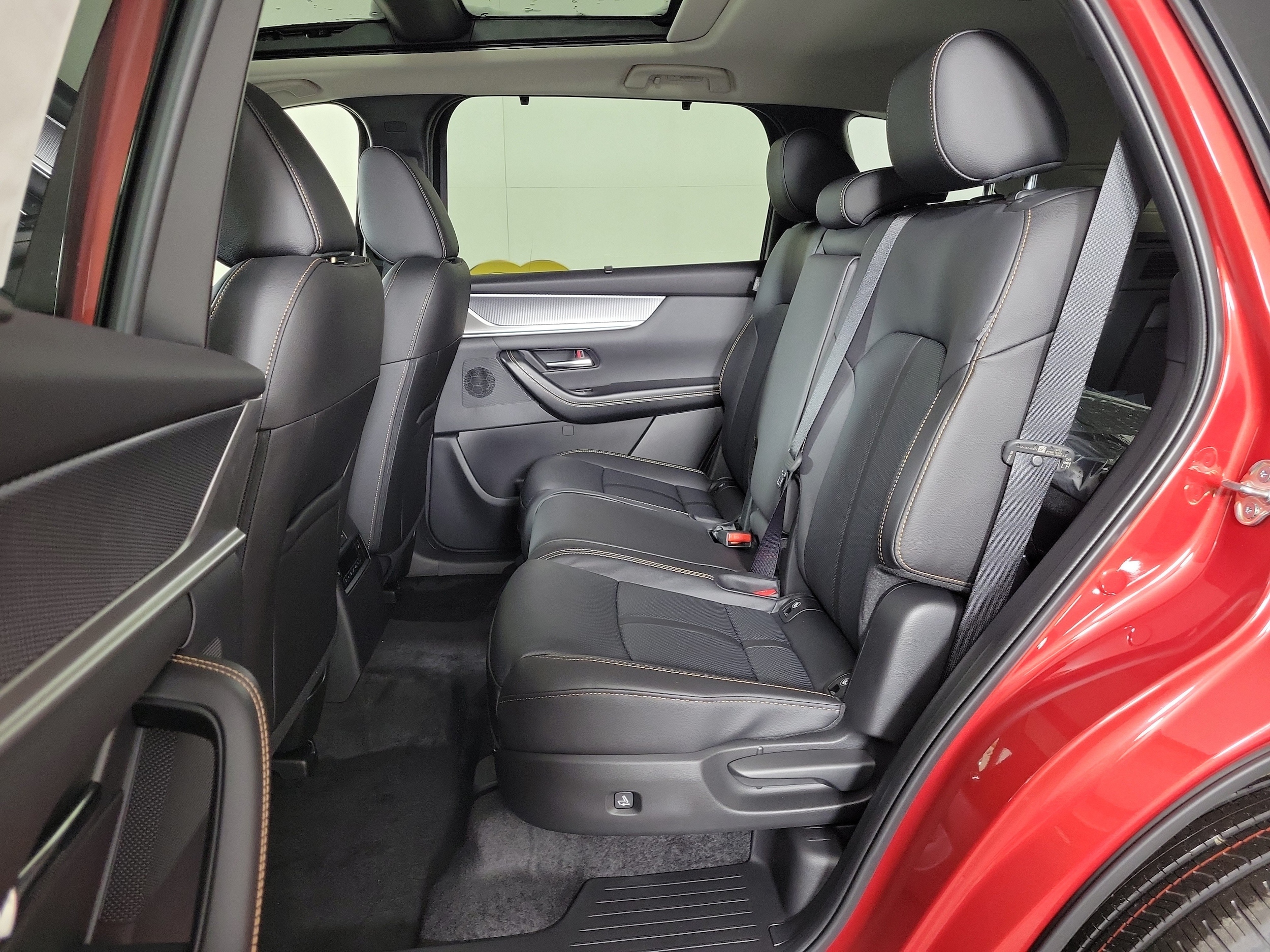 2026 Mazda CX-90 Premium Package - Photo 12