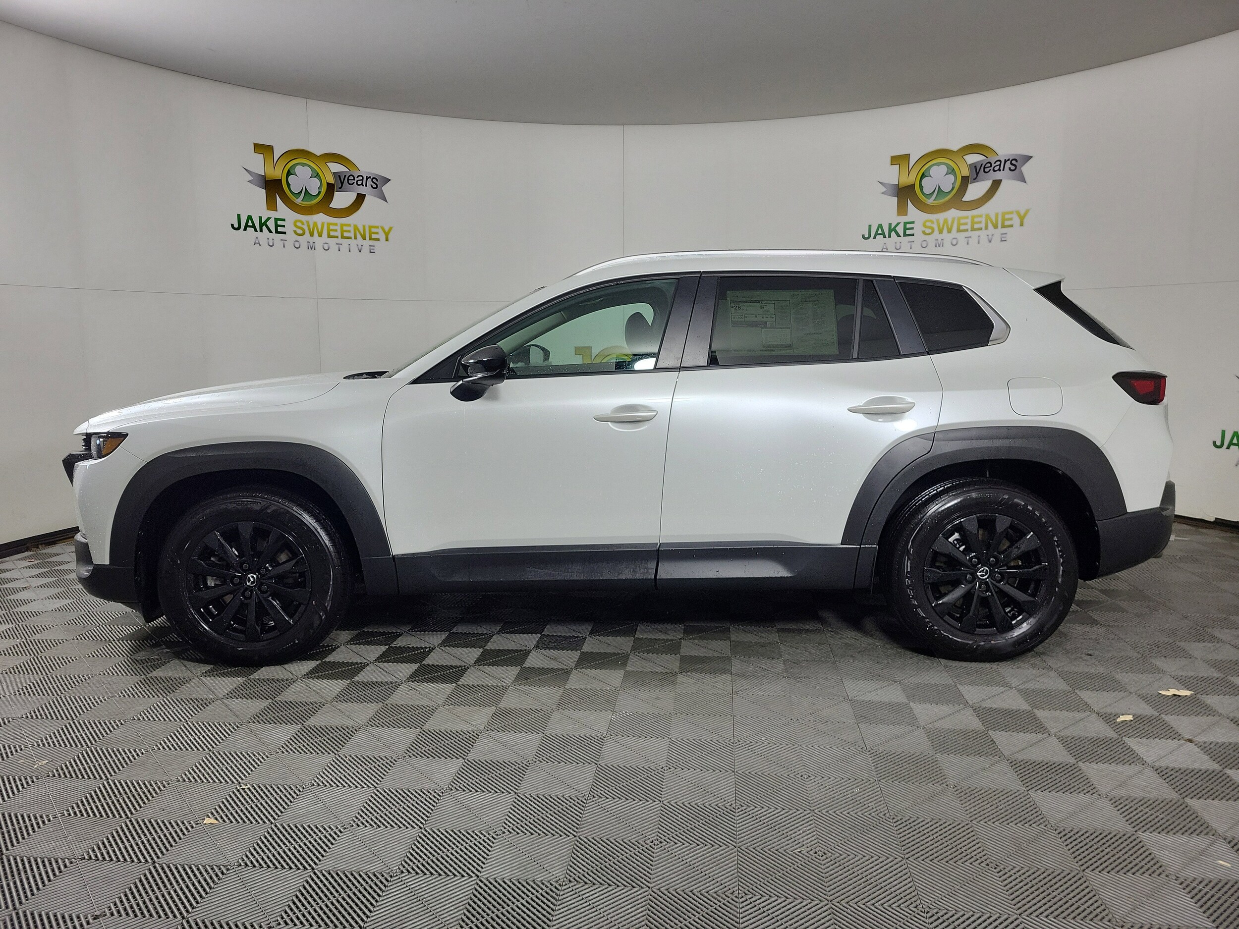 2025 Mazda CX-50 2.5 S Premium photo 4