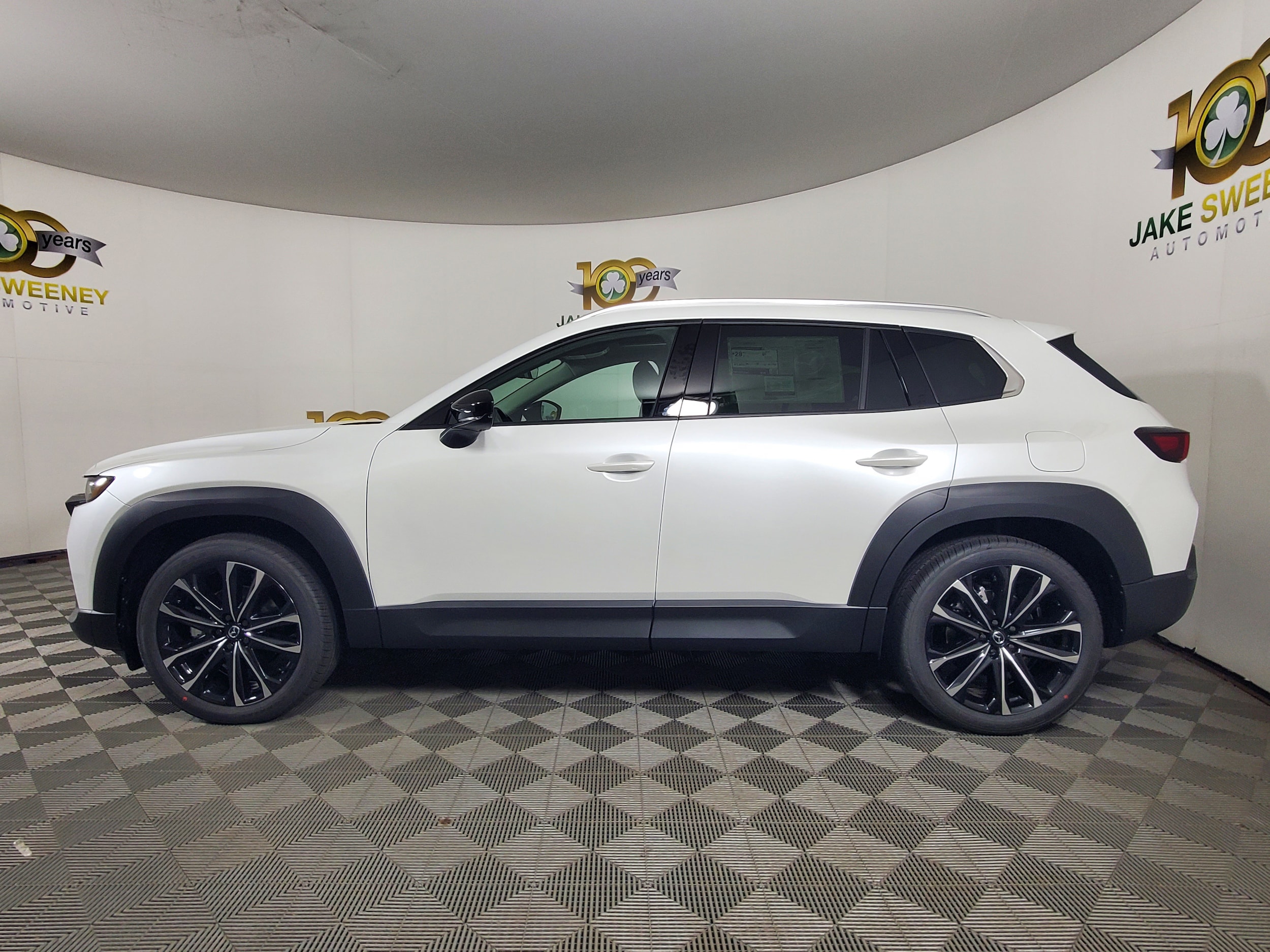 2025 Mazda CX-50 2.5 Premium Plus photo 4
