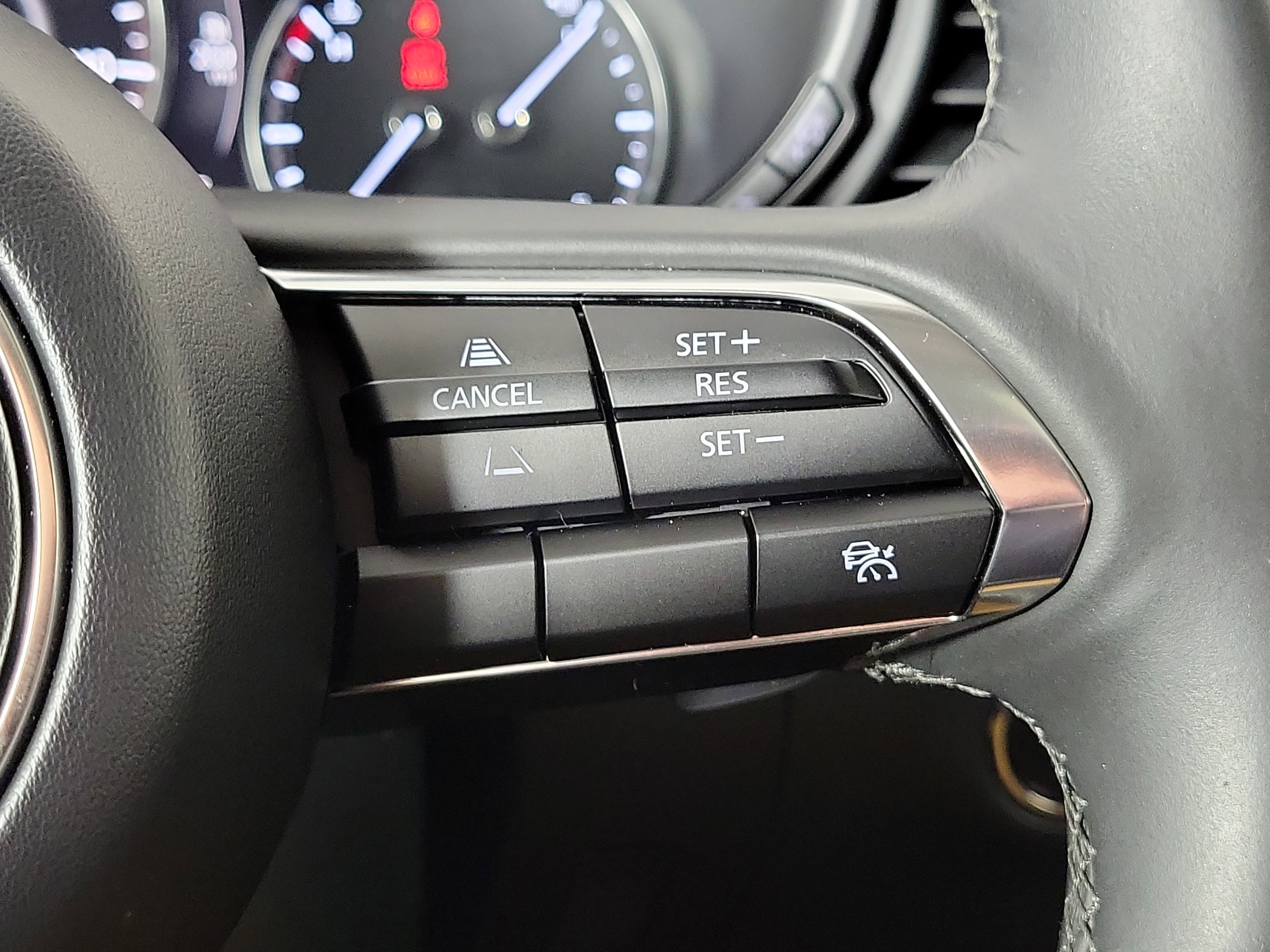 2025 Mazda CX-30 Turbo Premium - Photo 16