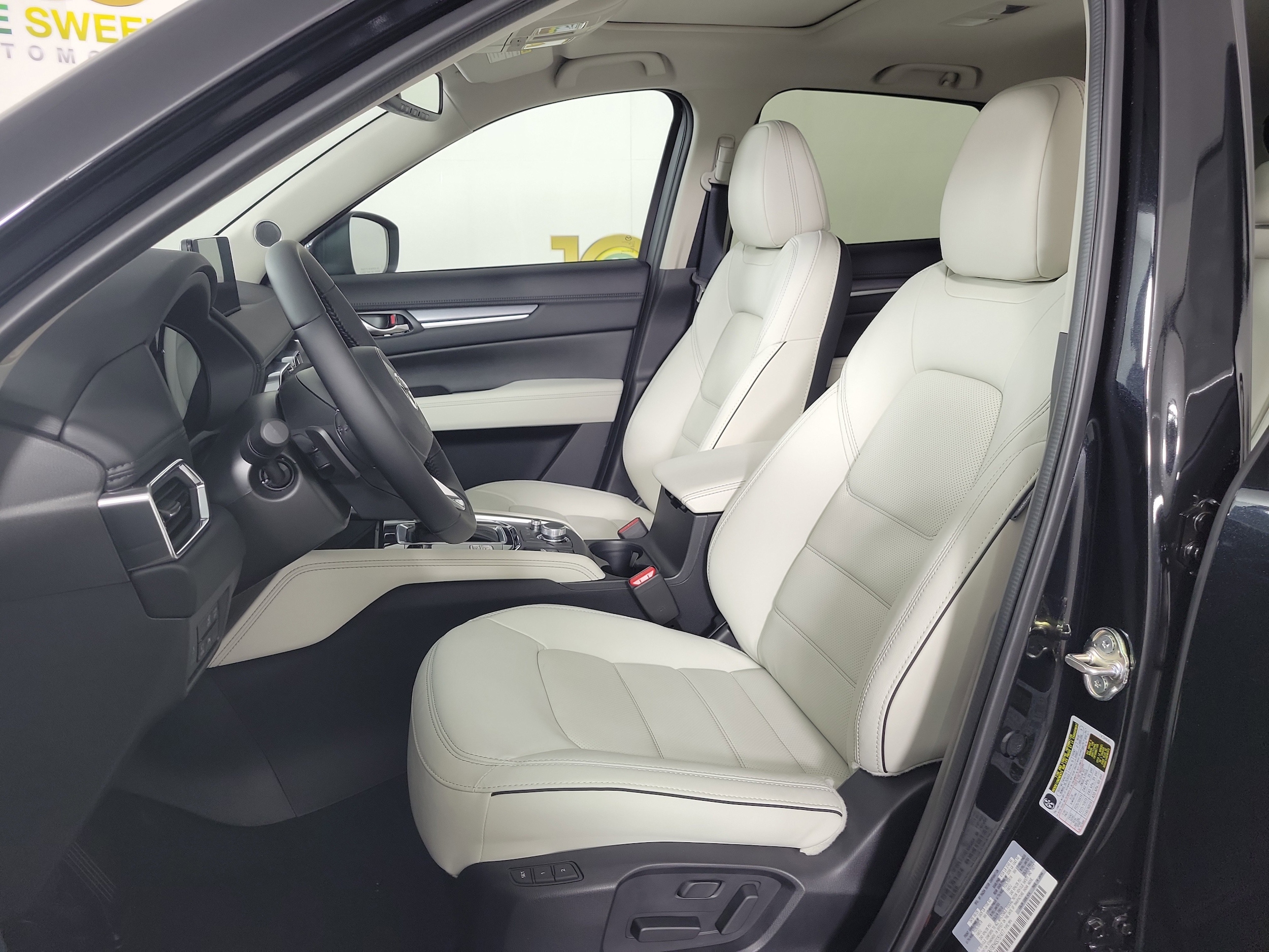 2025 Mazda CX-5 S Premium Plus package - Photo 9