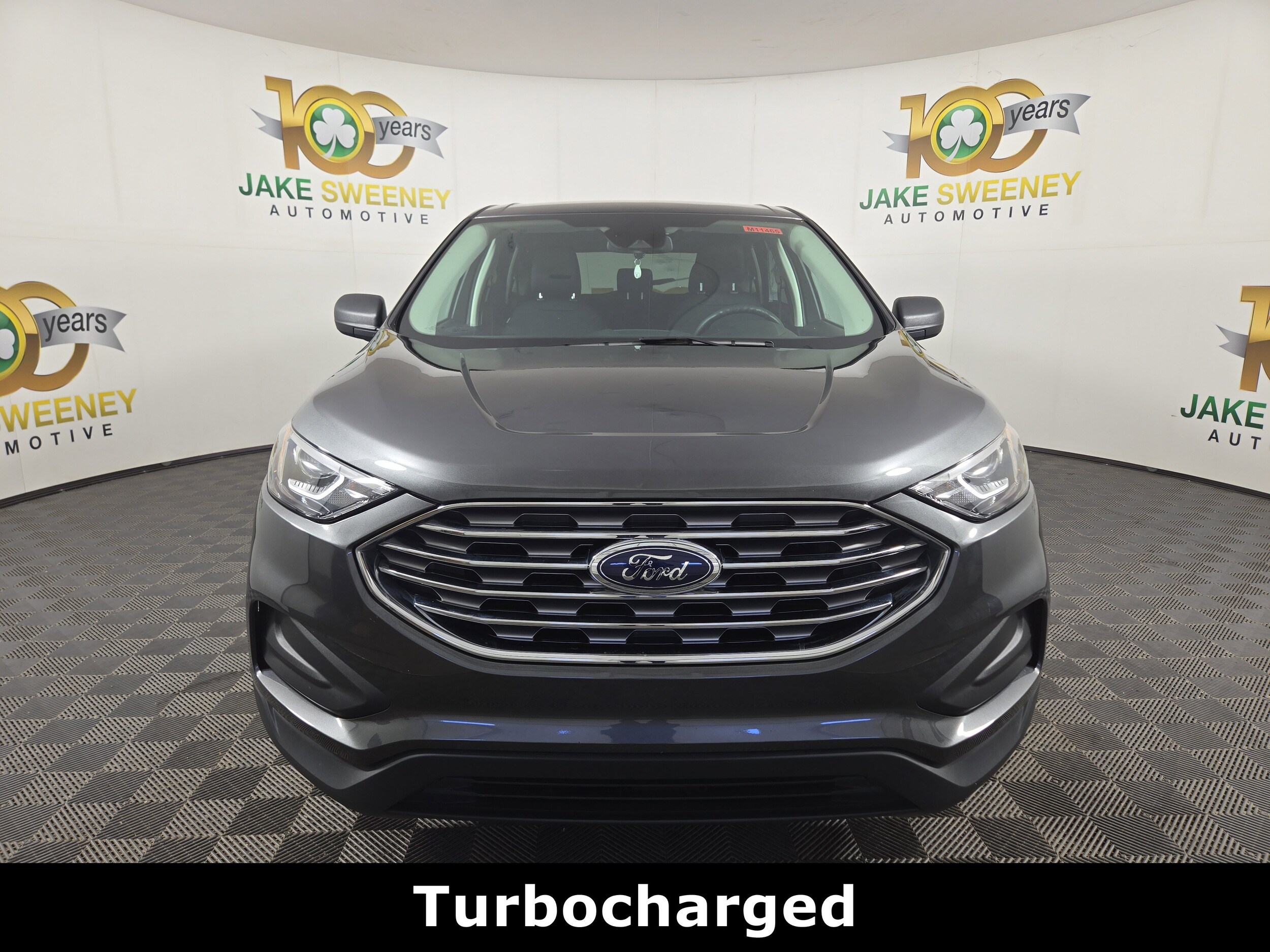 2020 Ford Edge SE photo 2