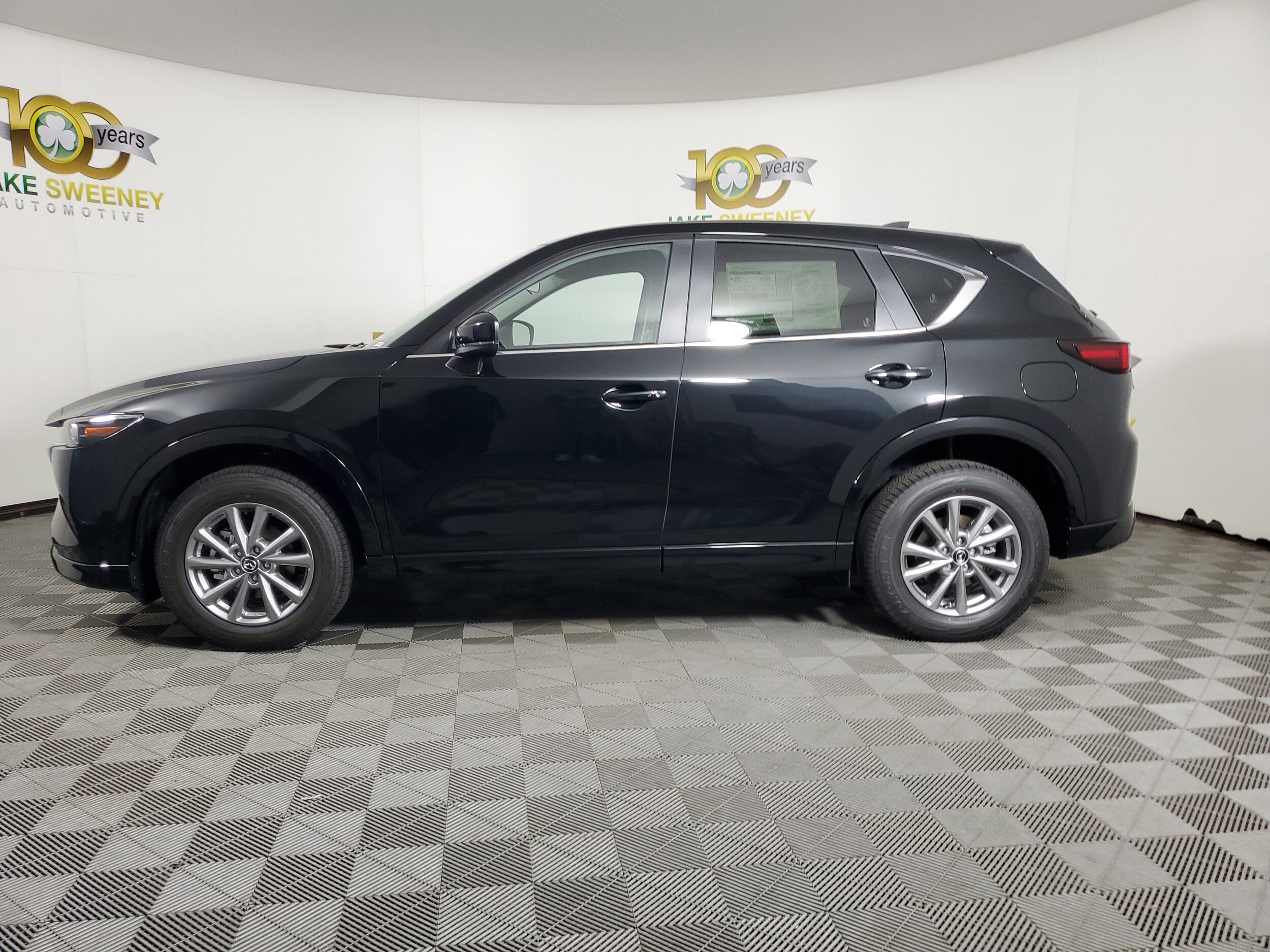 2025 Mazda CX-5 2.5 Select photo 4