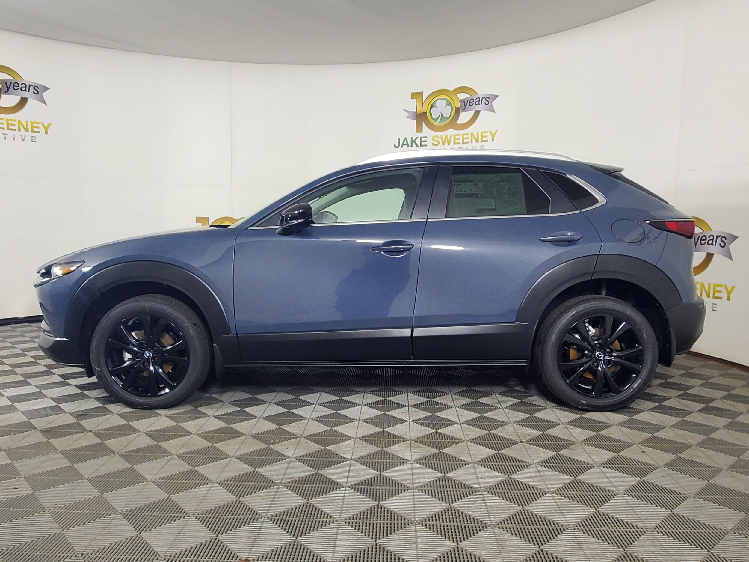 2025 Mazda CX-30 2.5 S Carbon photo 3