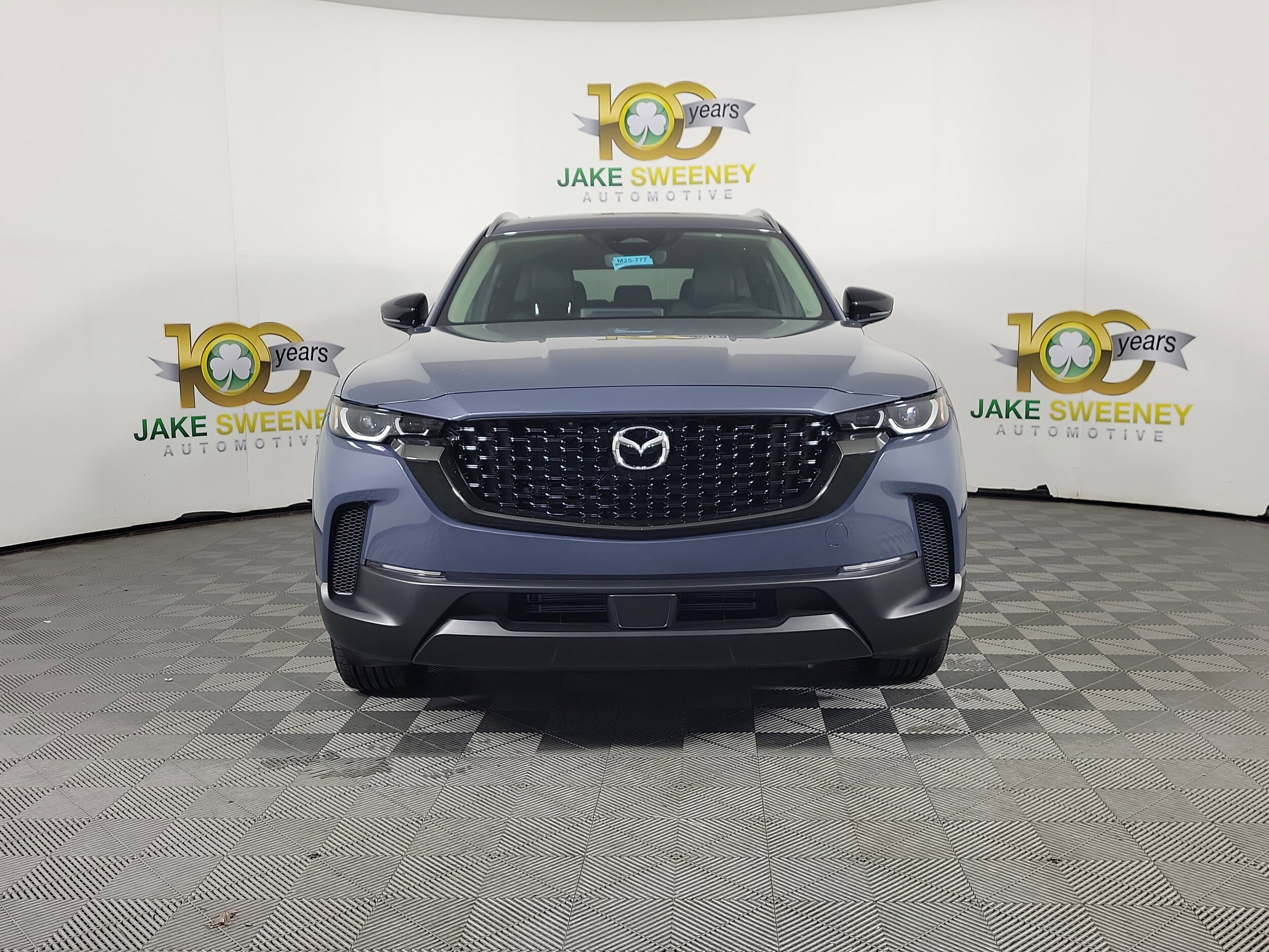 2025 Mazda CX-50 Premium Plus photo 2