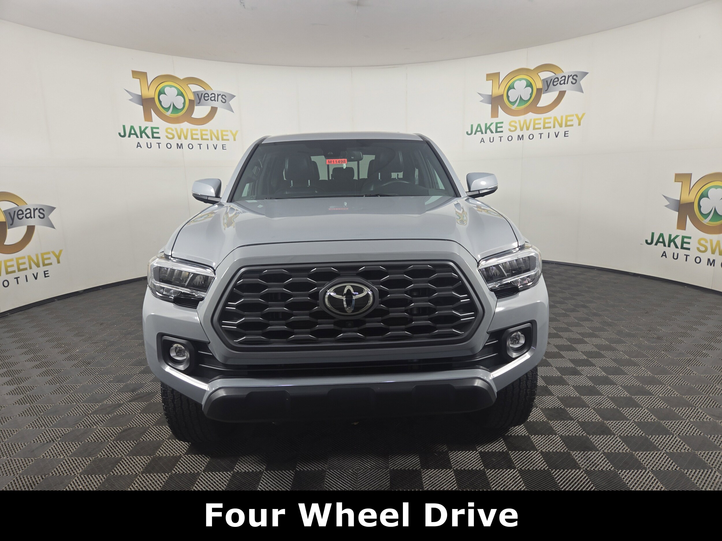 2020 Toyota Tacoma TRD V6 photo 2