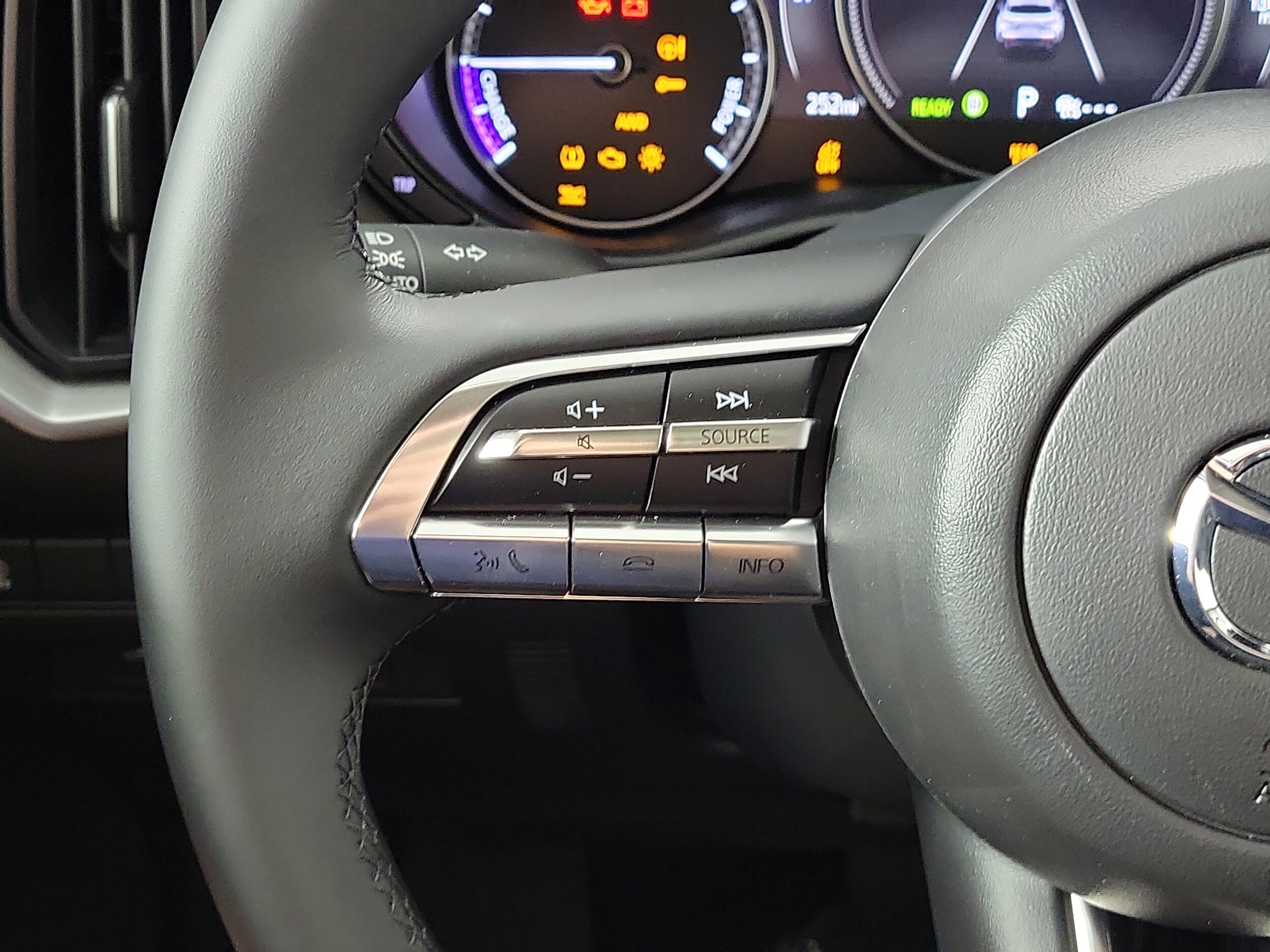 2026 Mazda CX-50 Premium - Photo 13