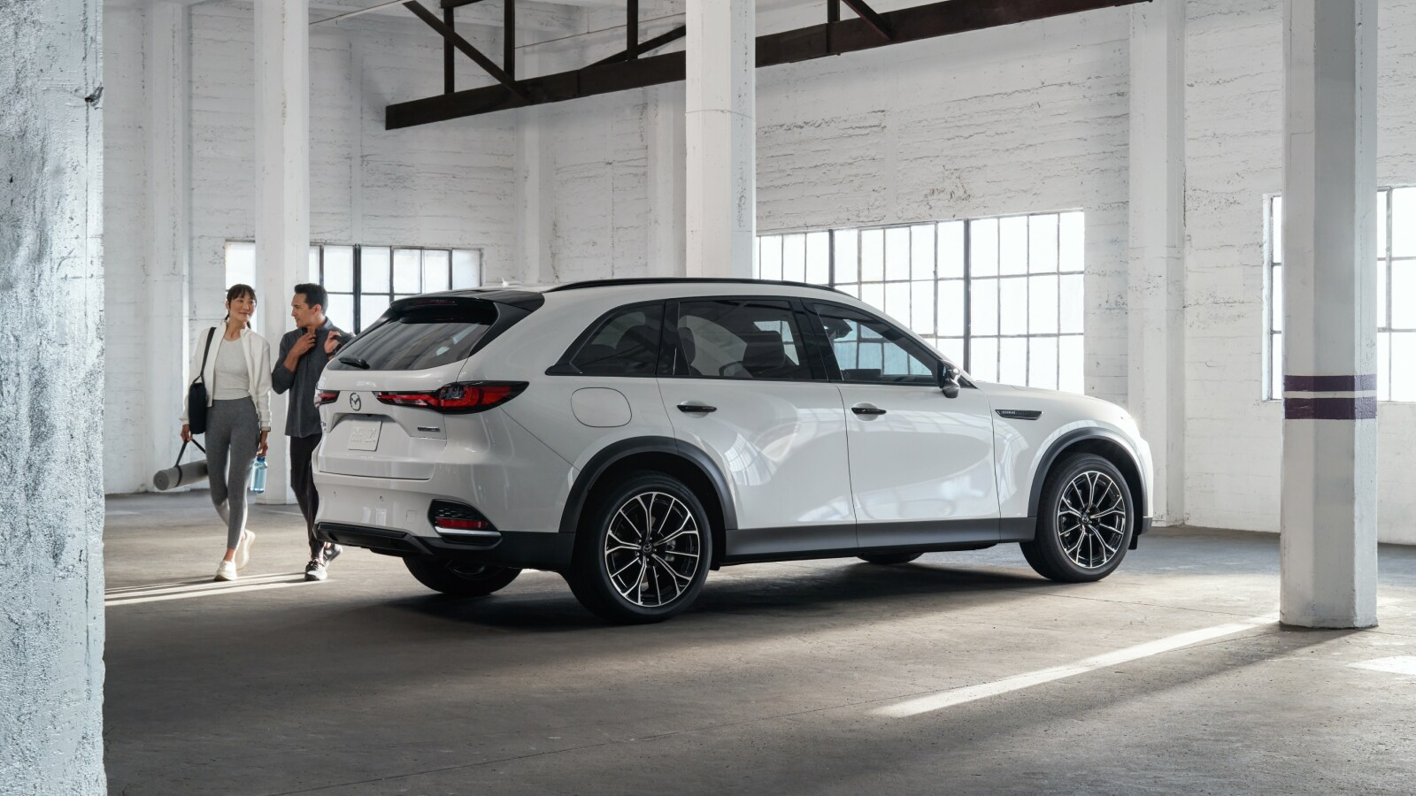  Discover the 2025 Mazda CX-70 PHEV - Jake Sweeney Mazda  thumbnail