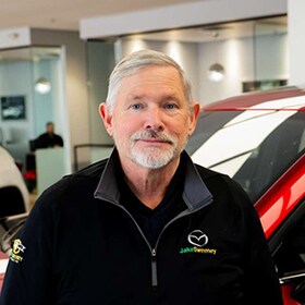 Staff member Joe Collins from ID_b4b118924631