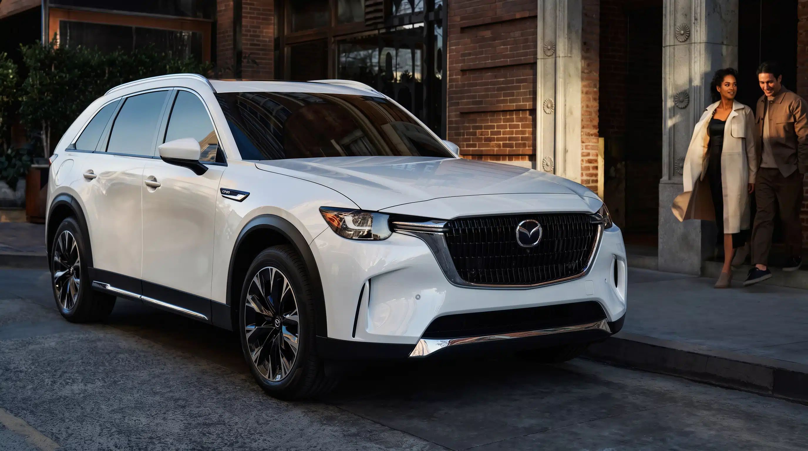 2026 Mazda CX-90 Standard i-ACTIV AWD Driving Near Cincinnati
