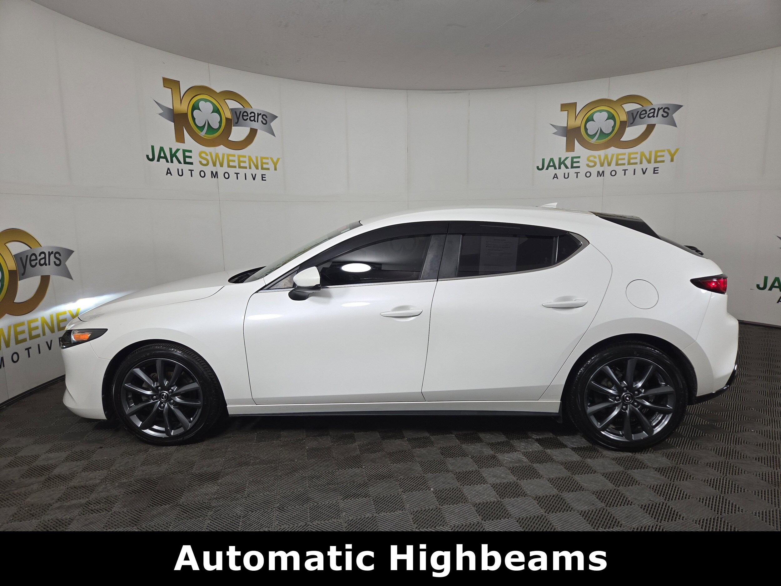 2019 Mazda Mazda3 Hatchback Preferred photo 4