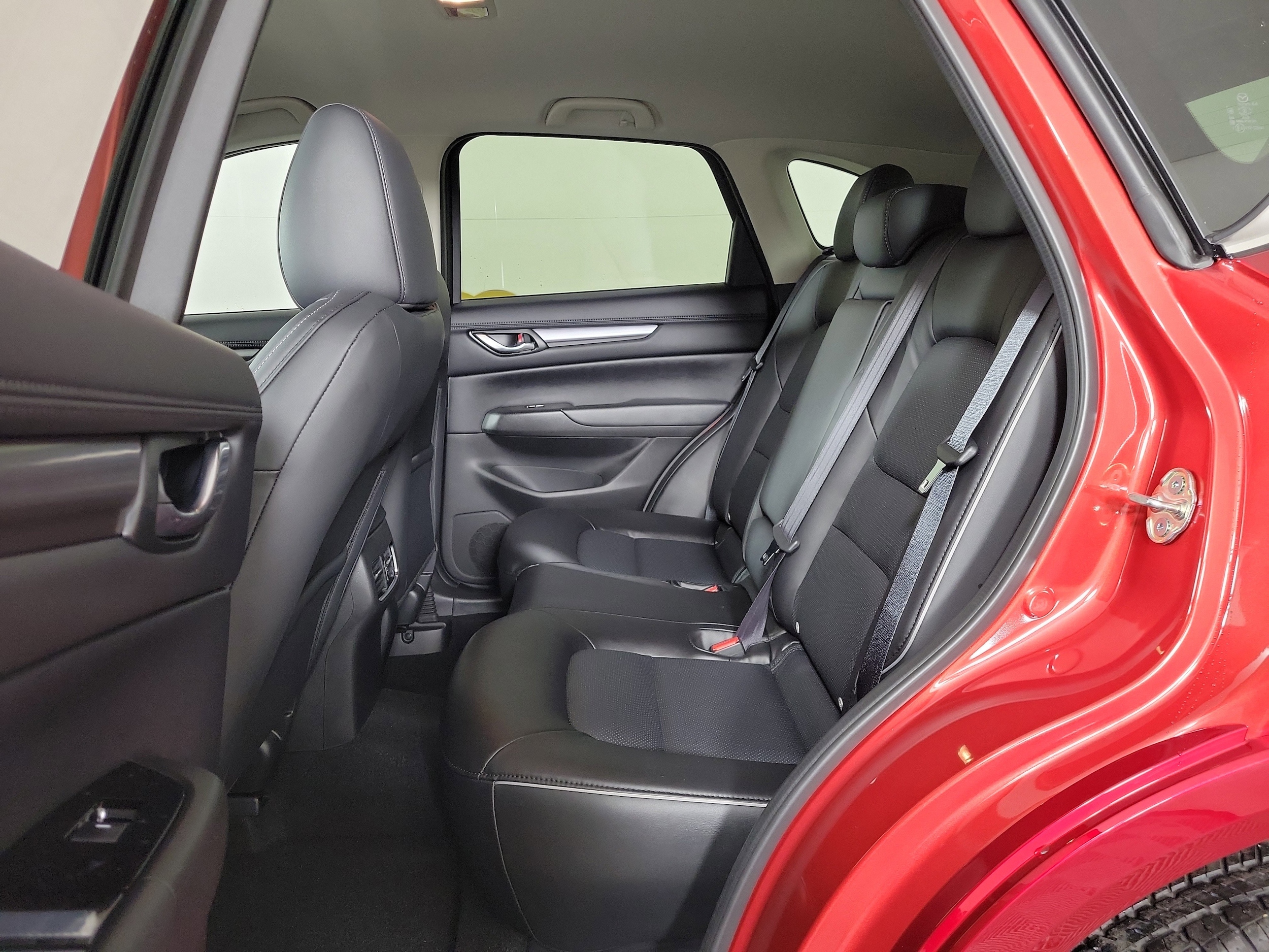 2025 Mazda CX-5 S Select Package - Photo 10