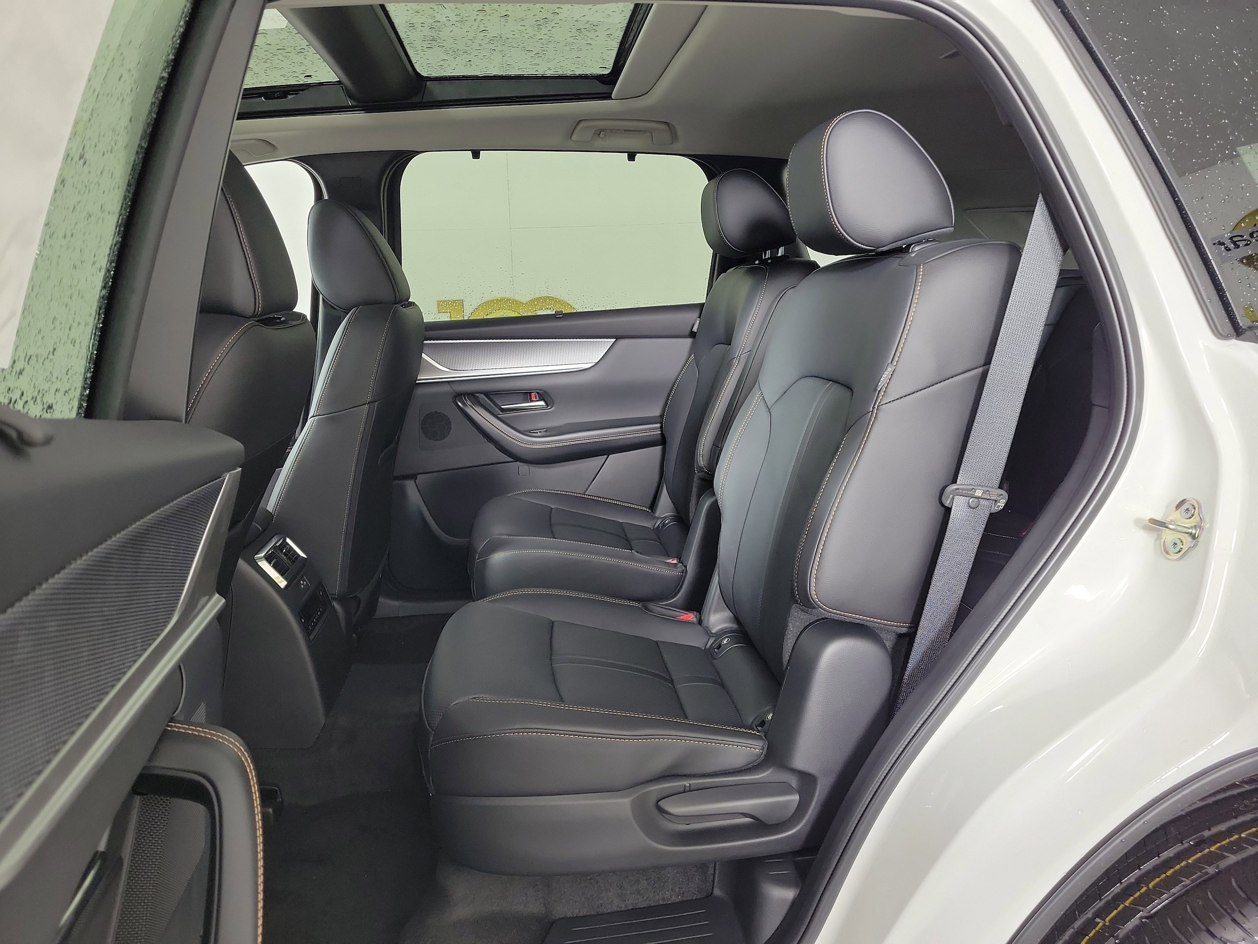 2026 Mazda CX-90 Premium Package - Photo 10