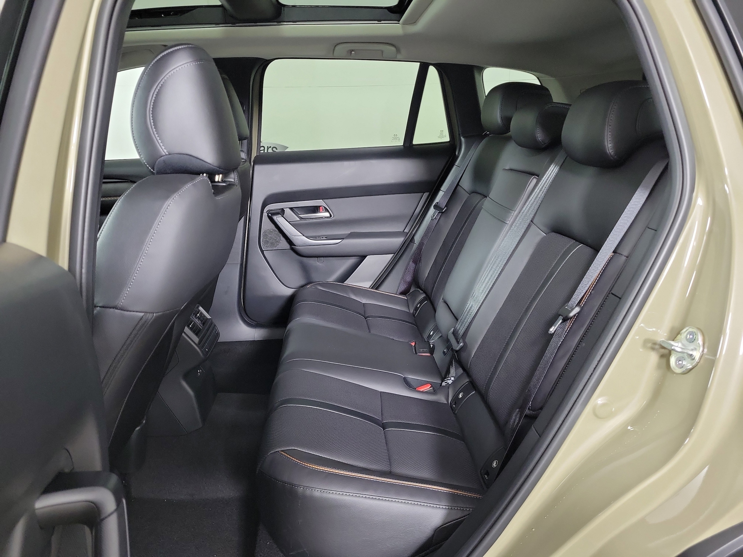 2026 Mazda CX-50 Premium Plus - Photo 10