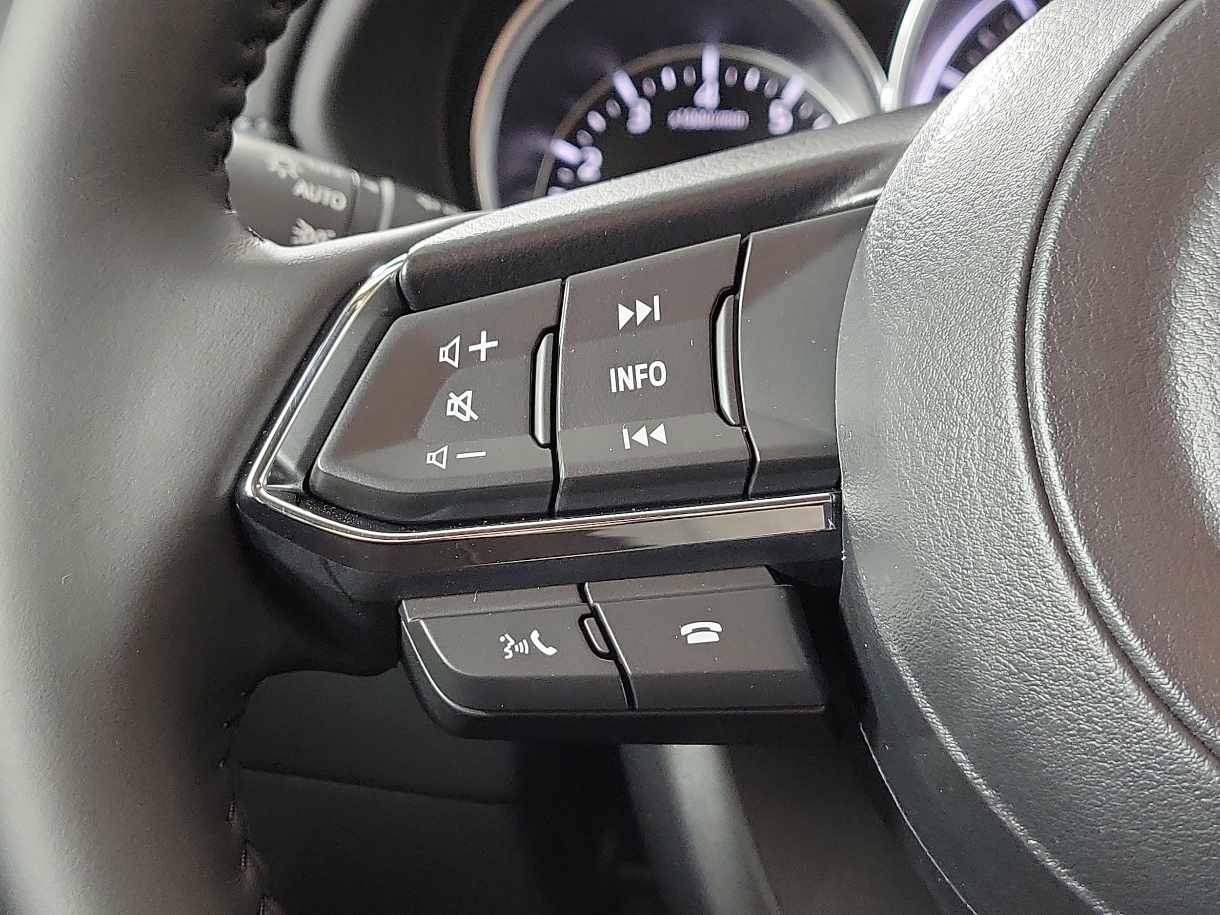 2025 Mazda CX-5 S Select Package - Photo 15