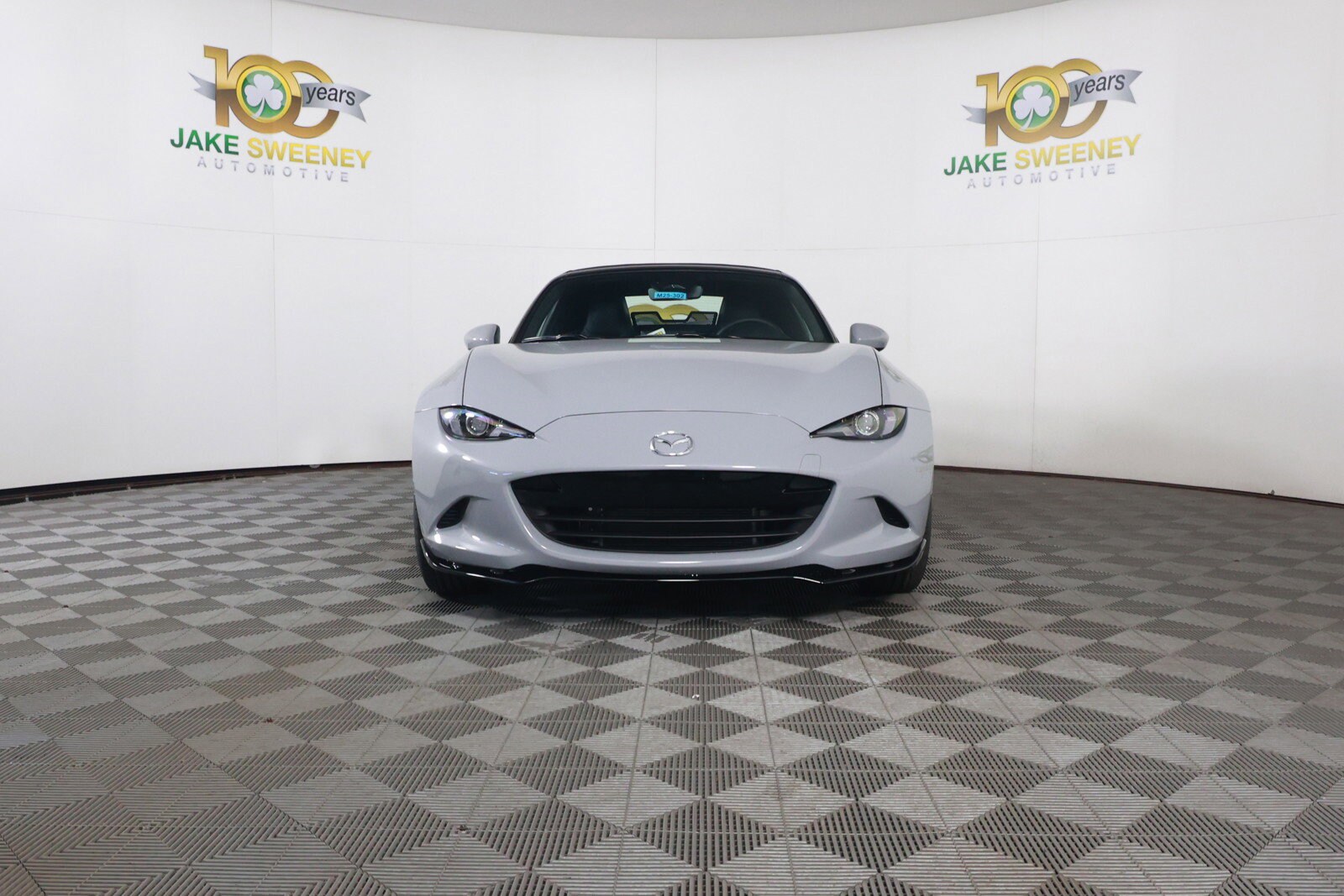 2025 Mazda MX-5 Miata Miata Grand Touring photo 2