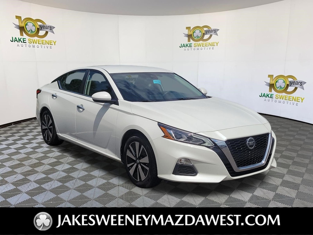 Used 2022 Nissan Altima 2.5 SV Sedan