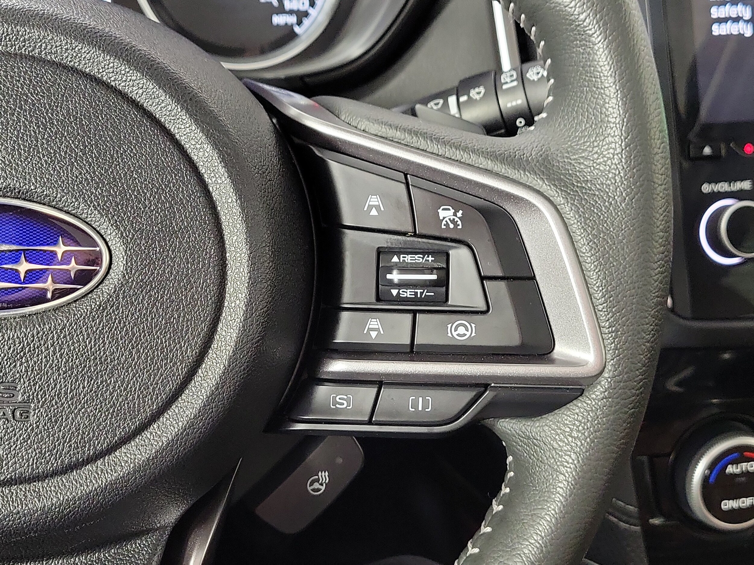 2023 Subaru Forester Touring - Photo 16