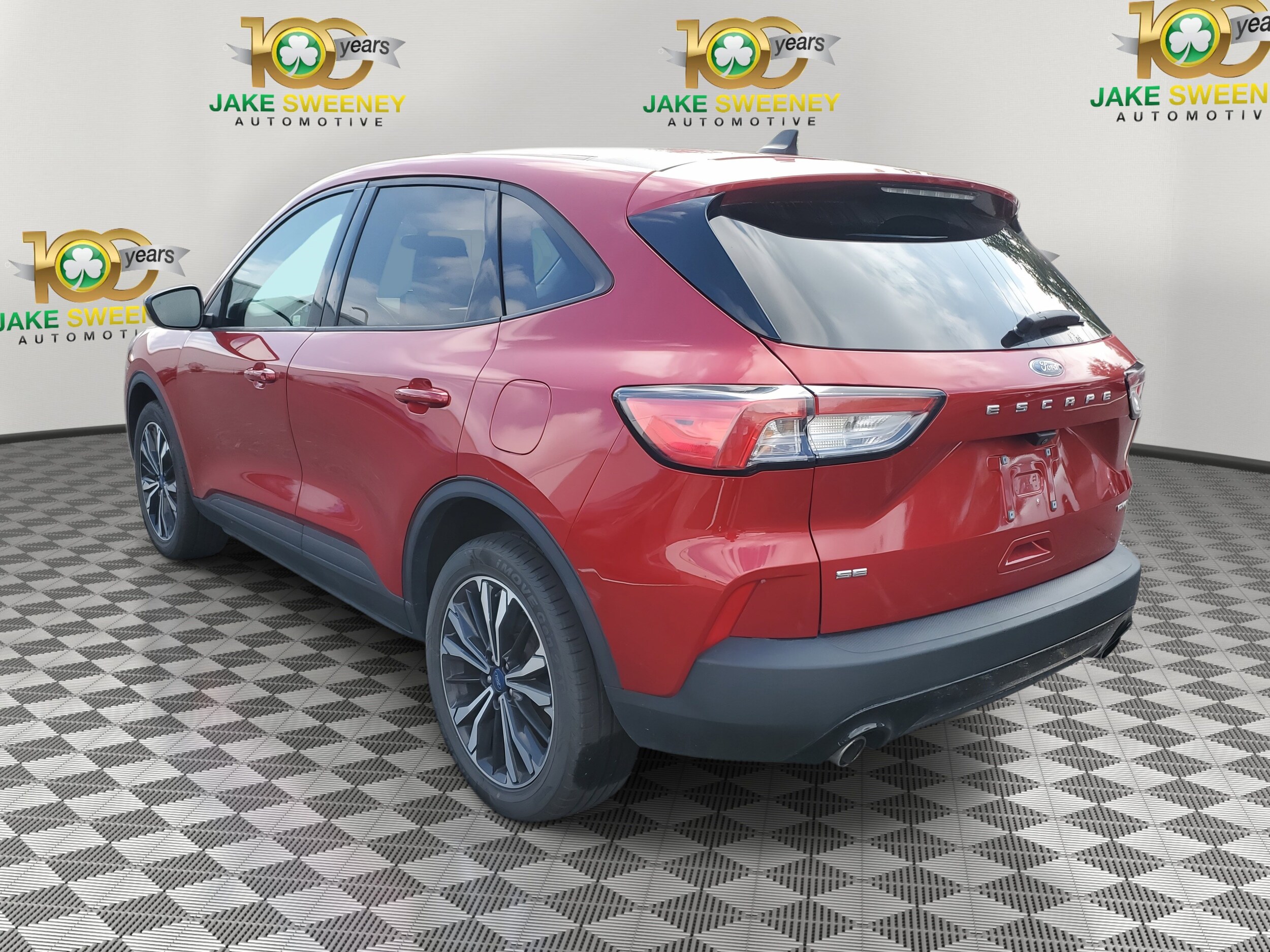 2022 Ford Escape SE photo 3