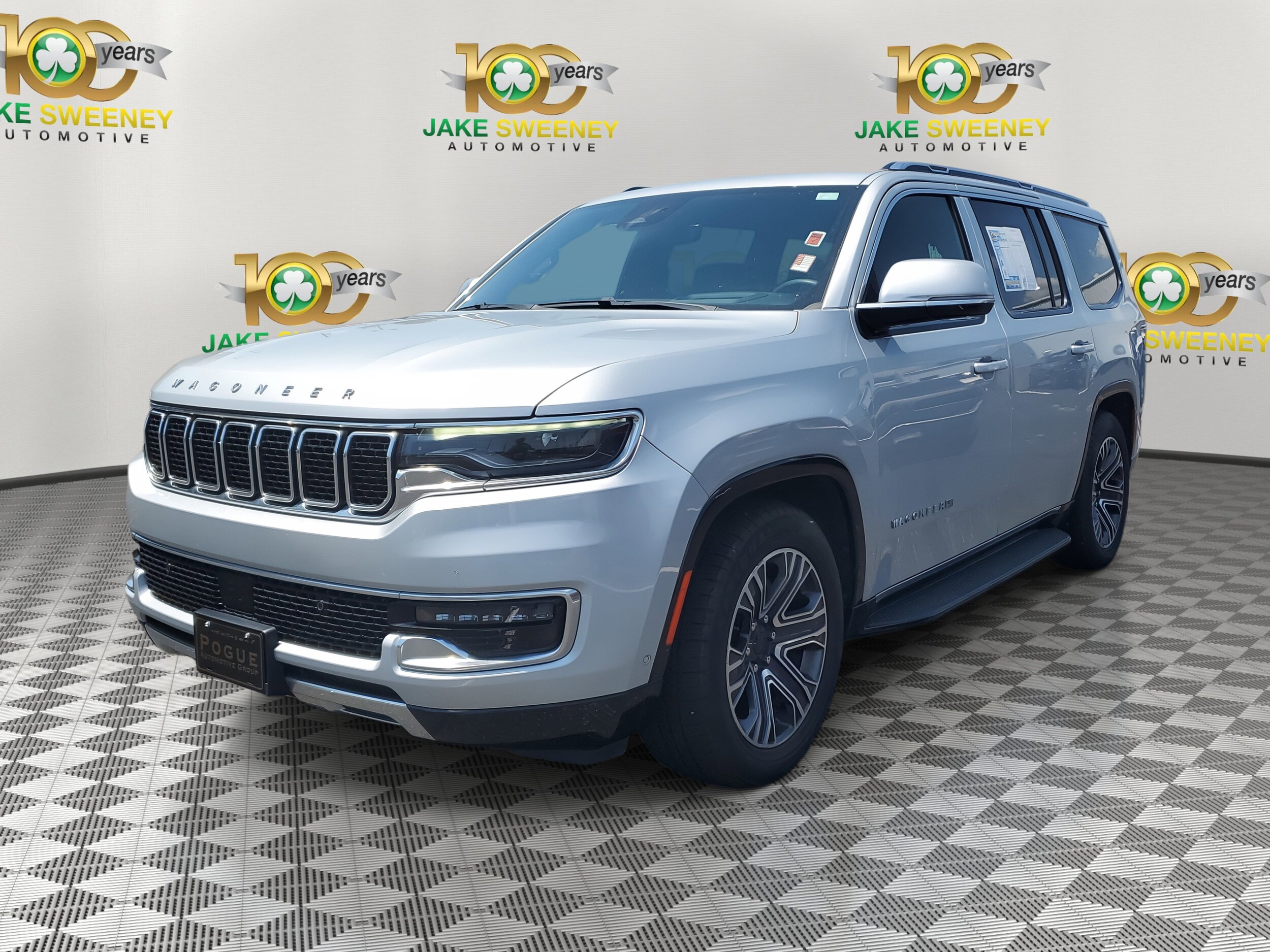 2022 Jeep Wagoneer Series III photo 2