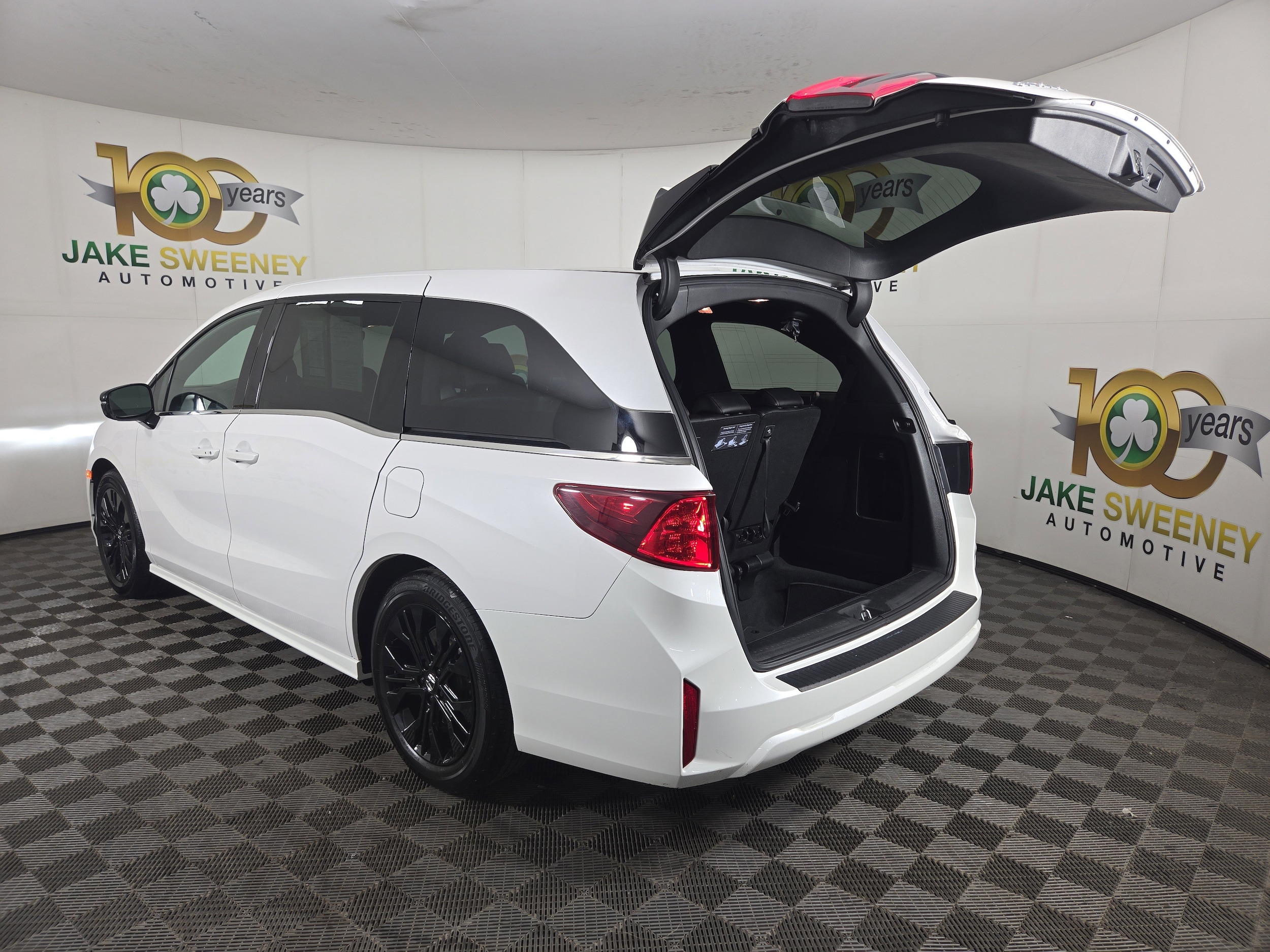 2025 Honda Odyssey 33
