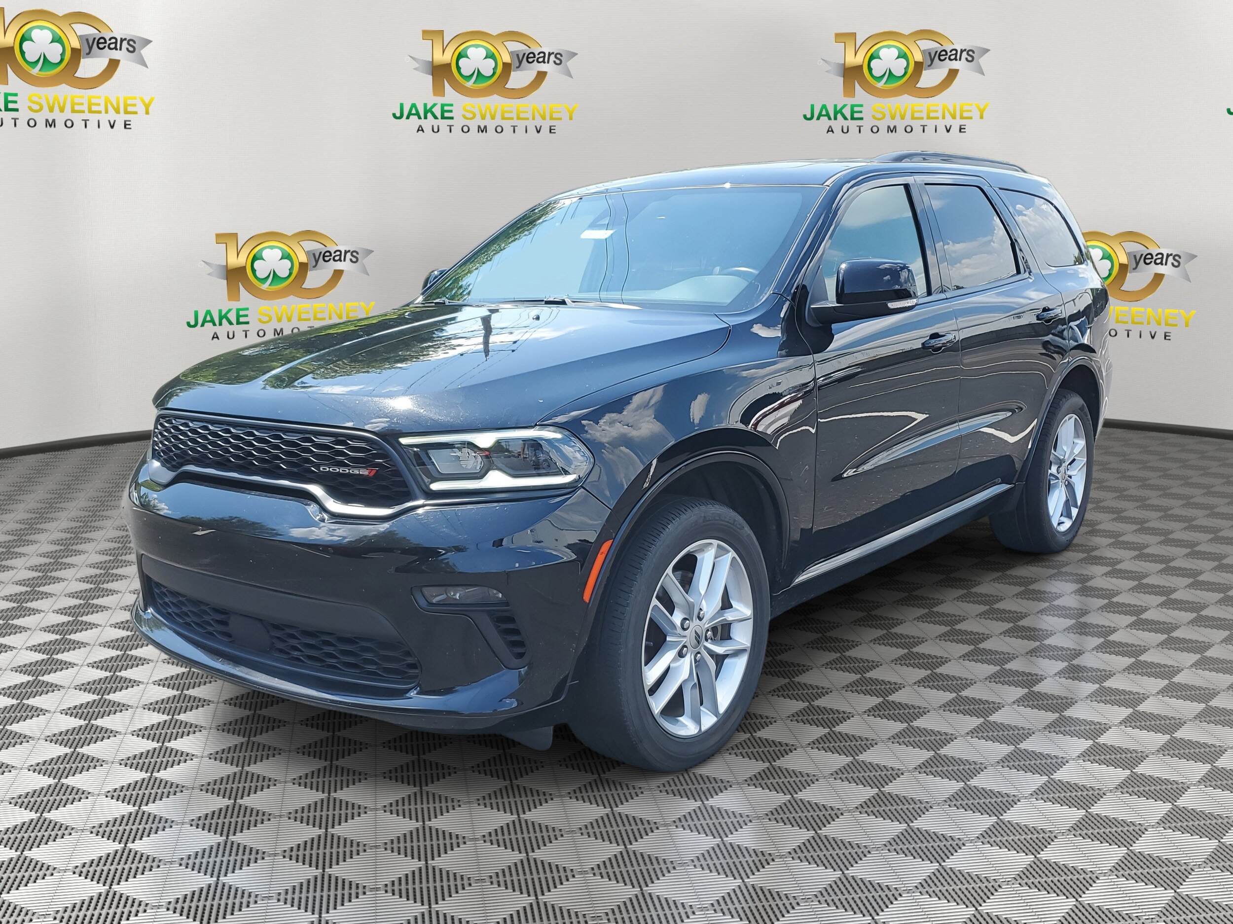 2023 Dodge Durango GT Plus photo 2