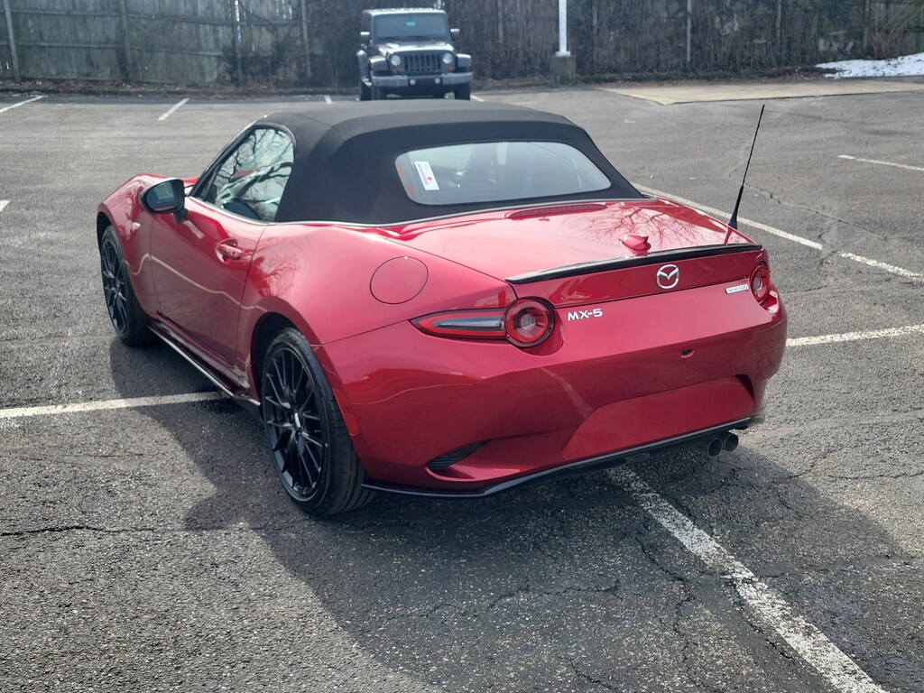 New 2025 Mazda MX-5 Miata Club CONVERTIBLE