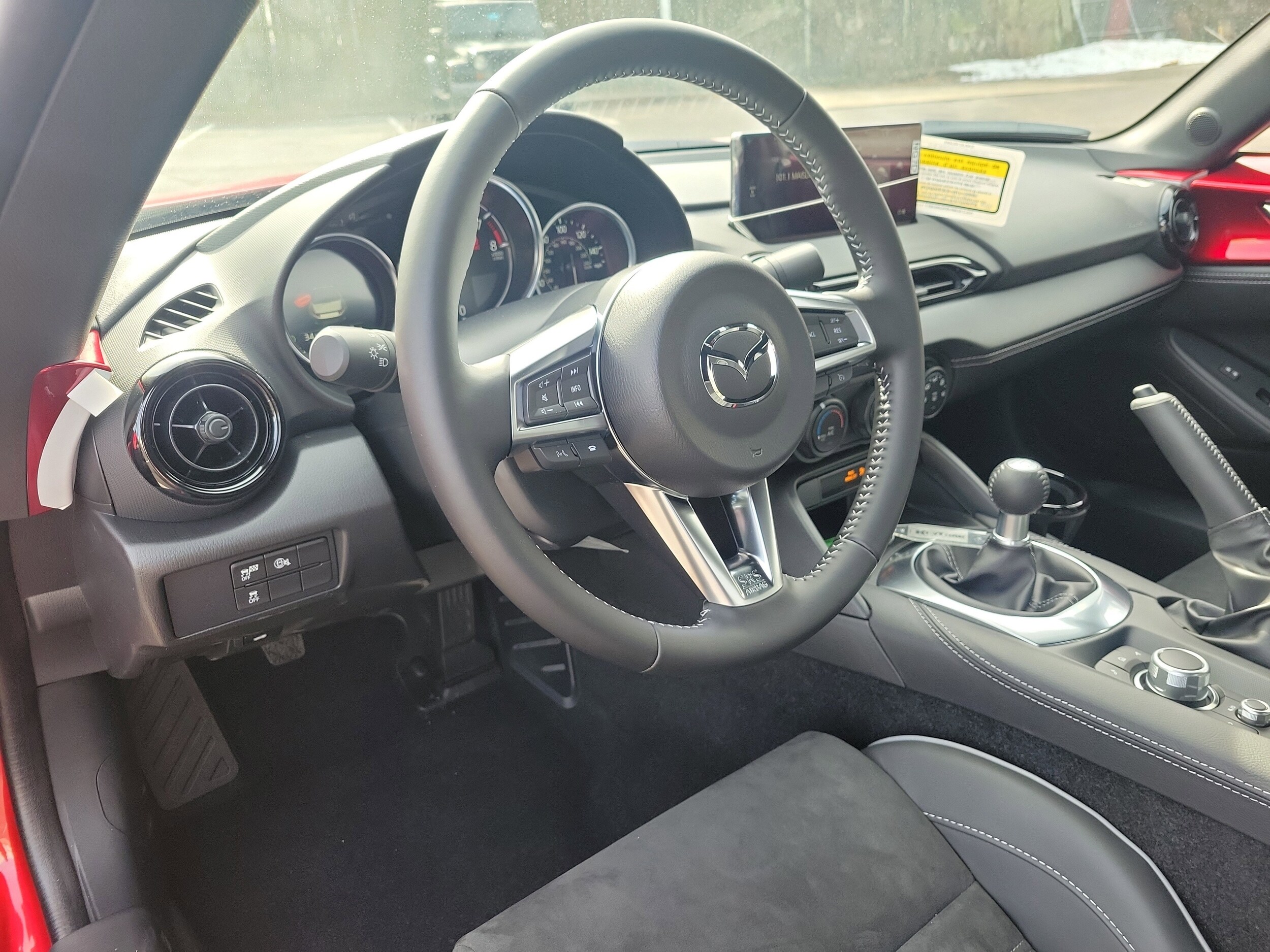 2025 Mazda MX-5 Miata Club - Photo 11