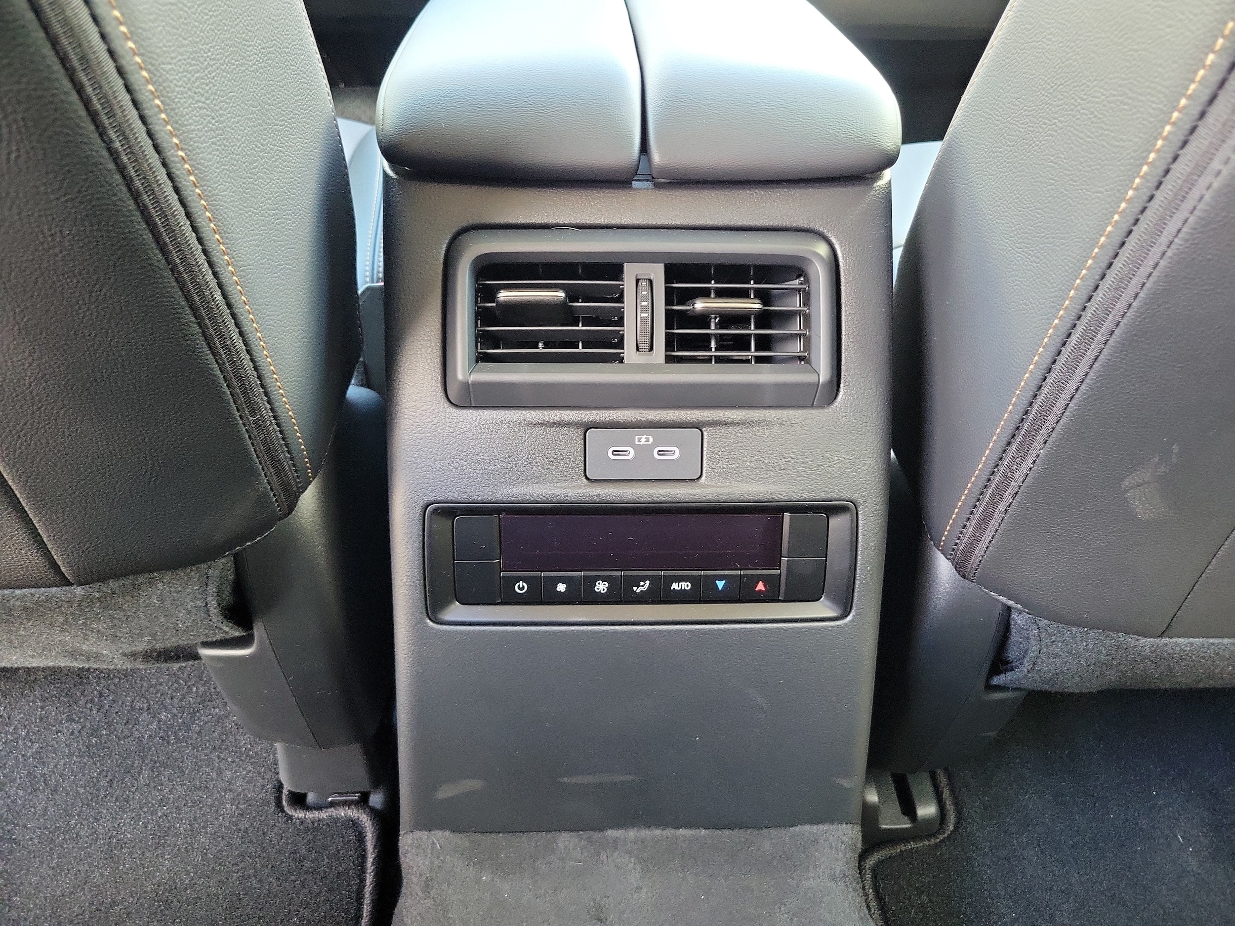2026 Mazda CX-90 Select Package - Photo 12