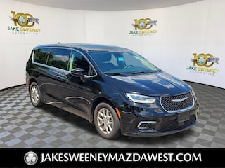 2024 Chrysler Pacifica Touring L Van Passenger Van