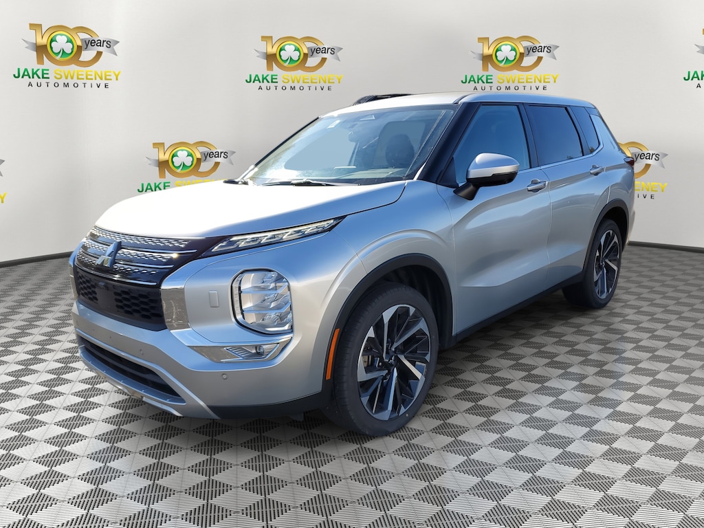 Used 2024 Mitsubishi Outlander SE SUV