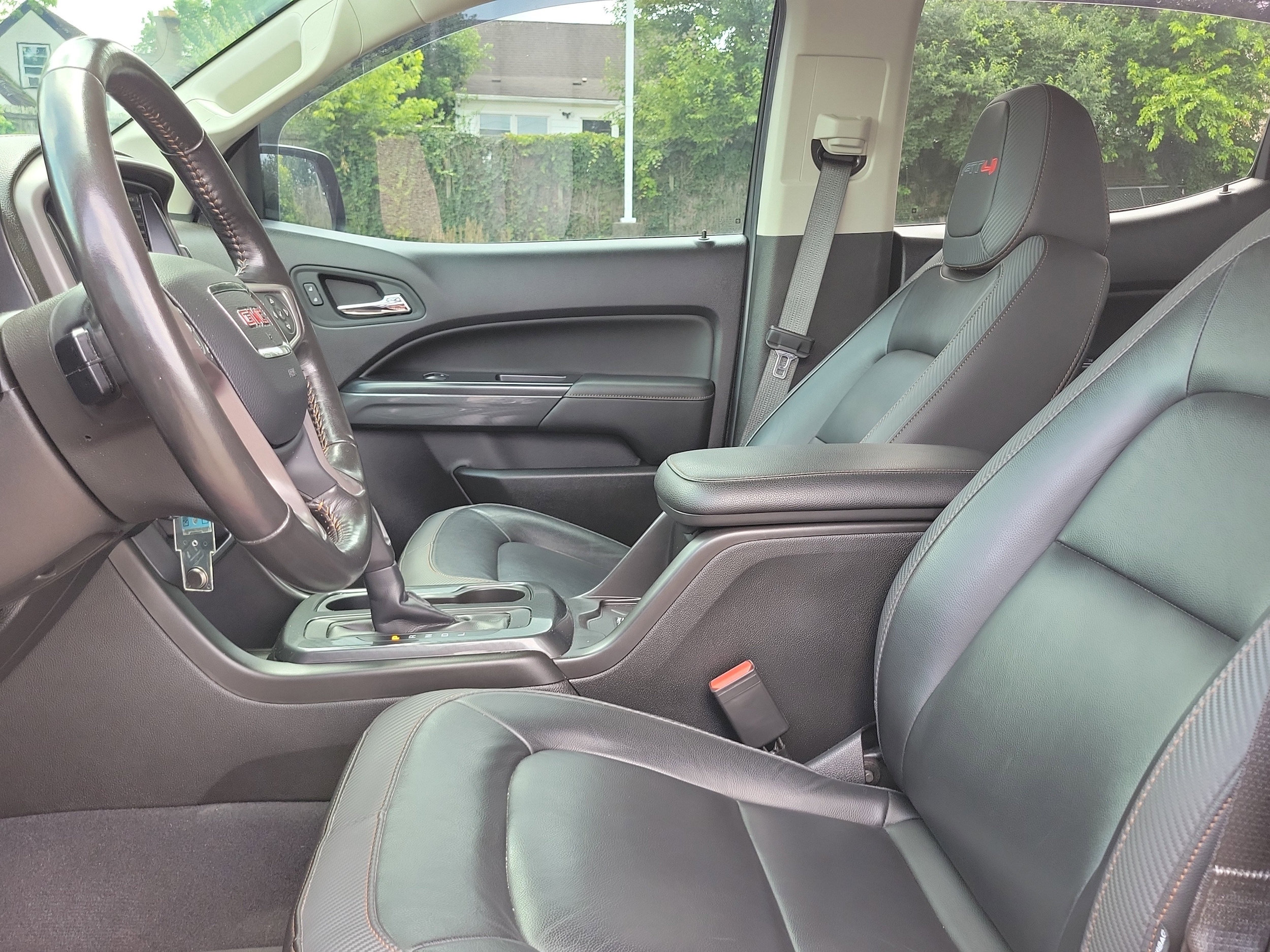 2021 GMC Canyon AT4 - Photo 18