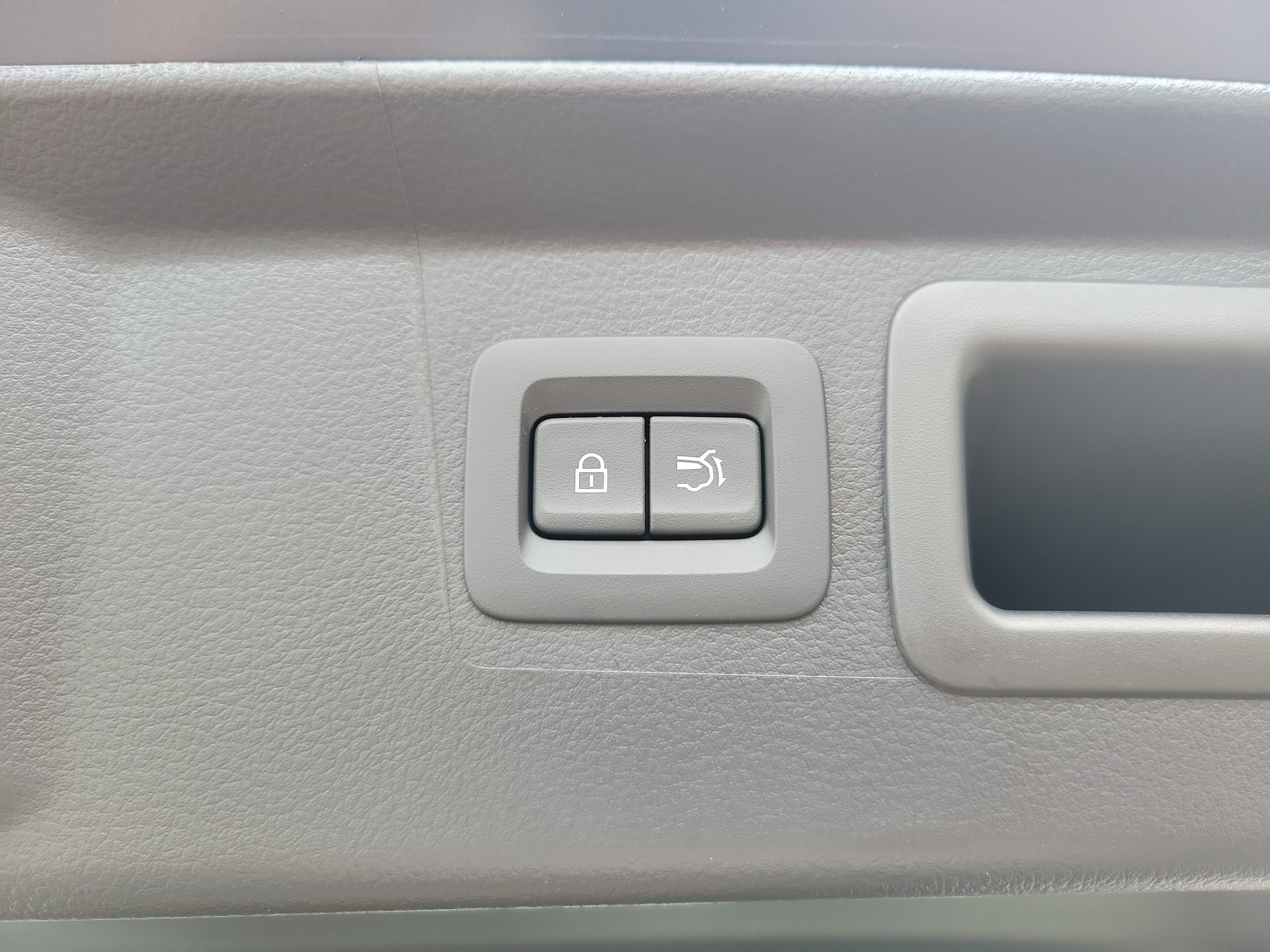 2026 Mazda CX-50 Premium - Photo 8