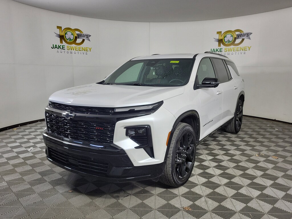 Used 2024 Chevrolet Traverse RS w/1RS SUV