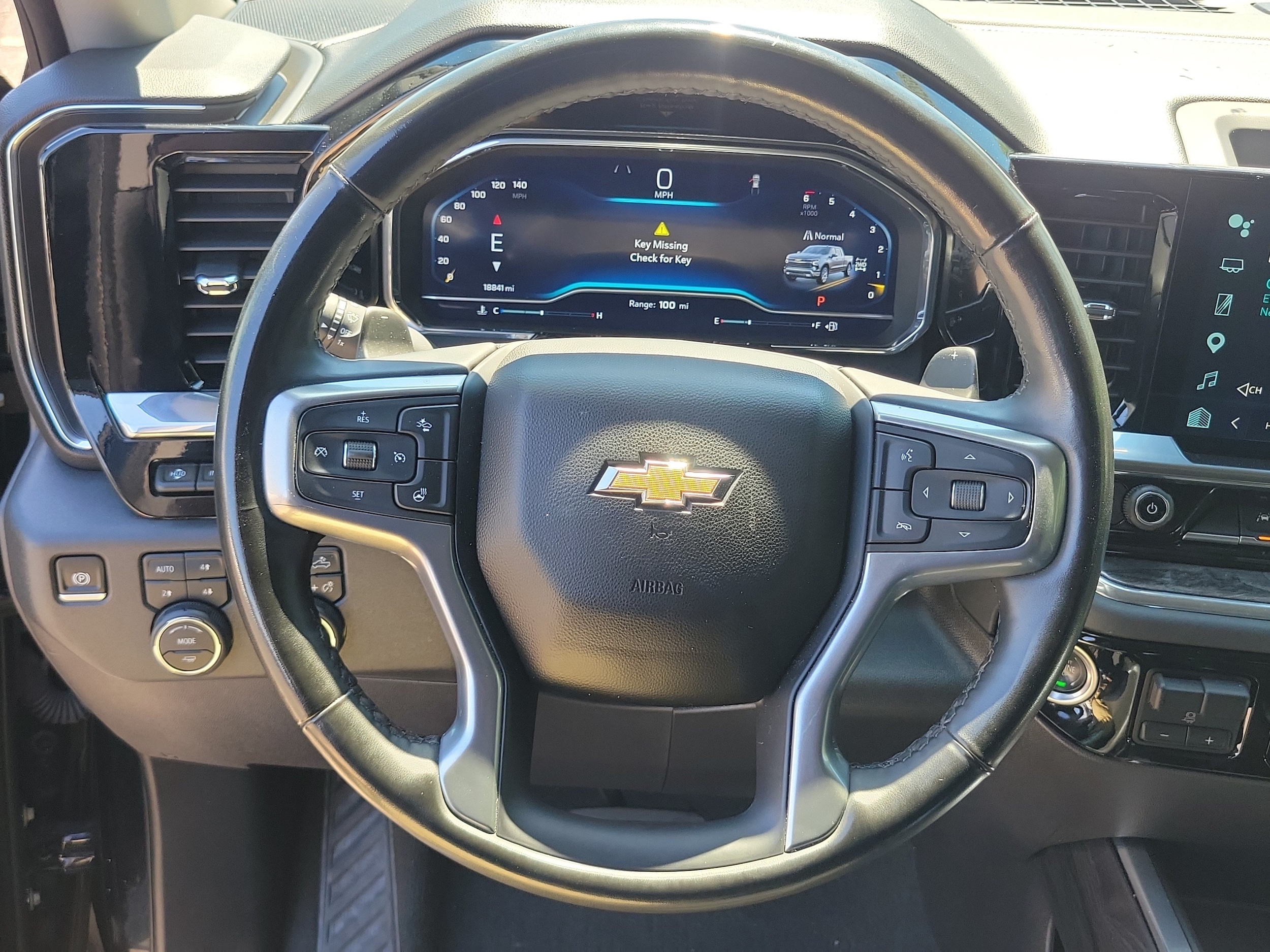 2025 Chevrolet Silverado 1500 LTZ - Photo 23