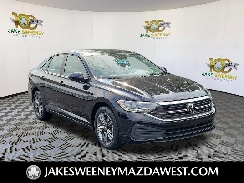 Used 2024 Volkswagen Jetta SE Sedan