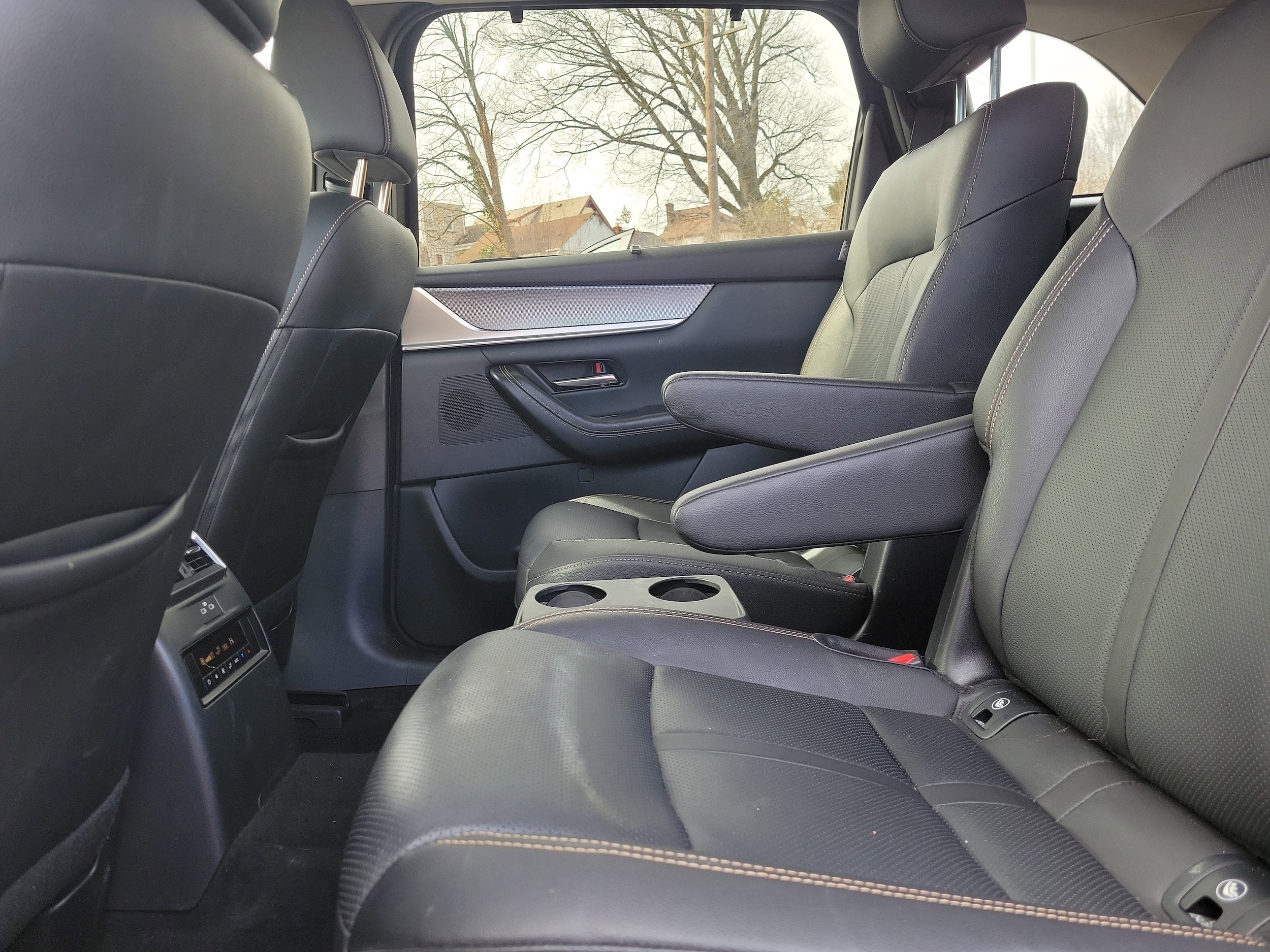 2024 Mazda CX-90 Premium Package - Photo 16