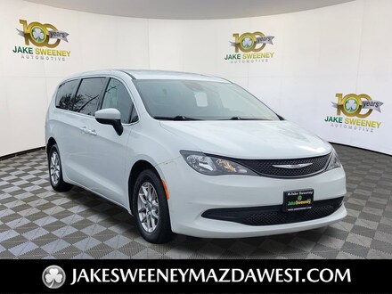 2023 Chrysler Voyager LX Van Passenger Van